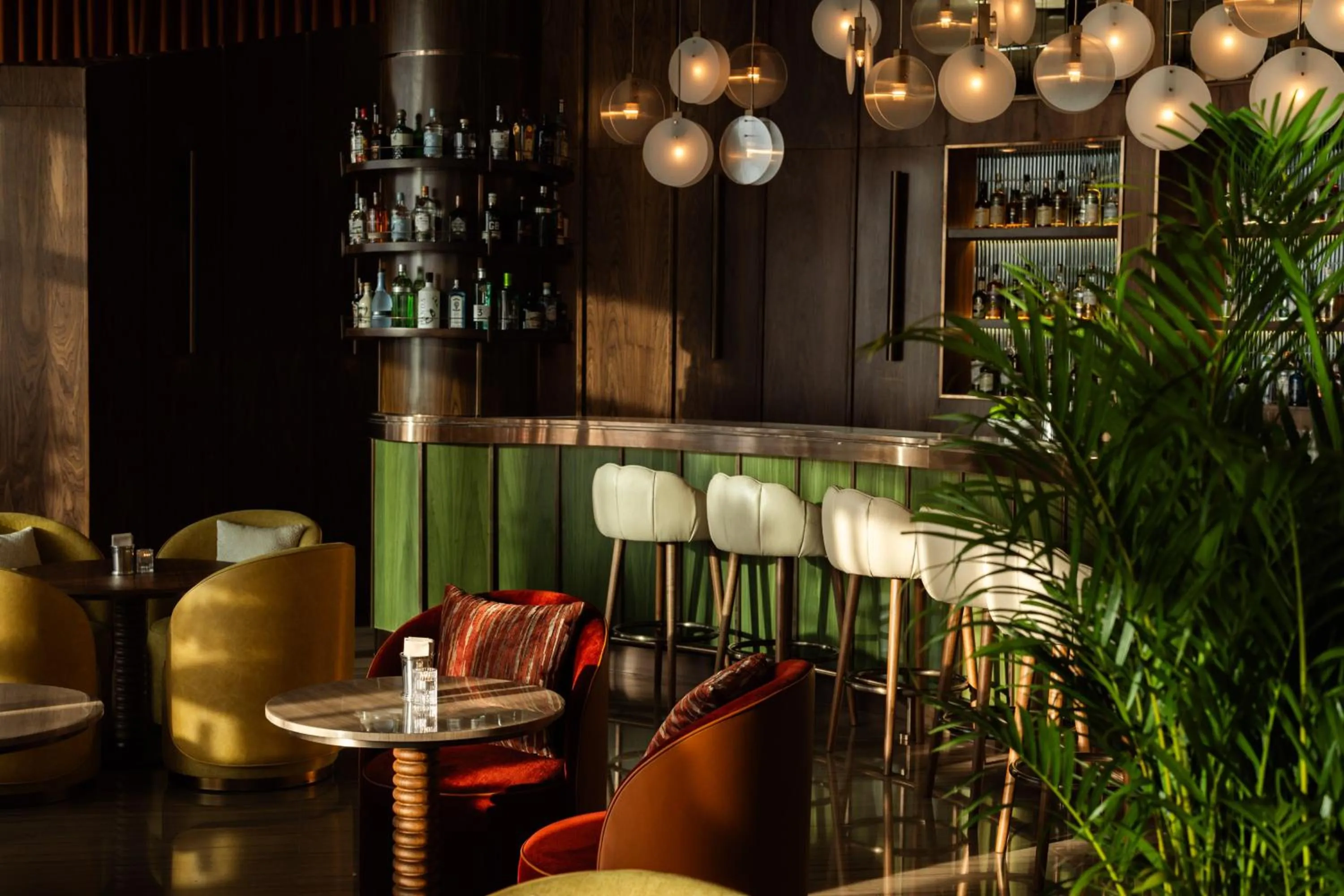 Restaurant/places to eat in Rosewood Abu Dhabi