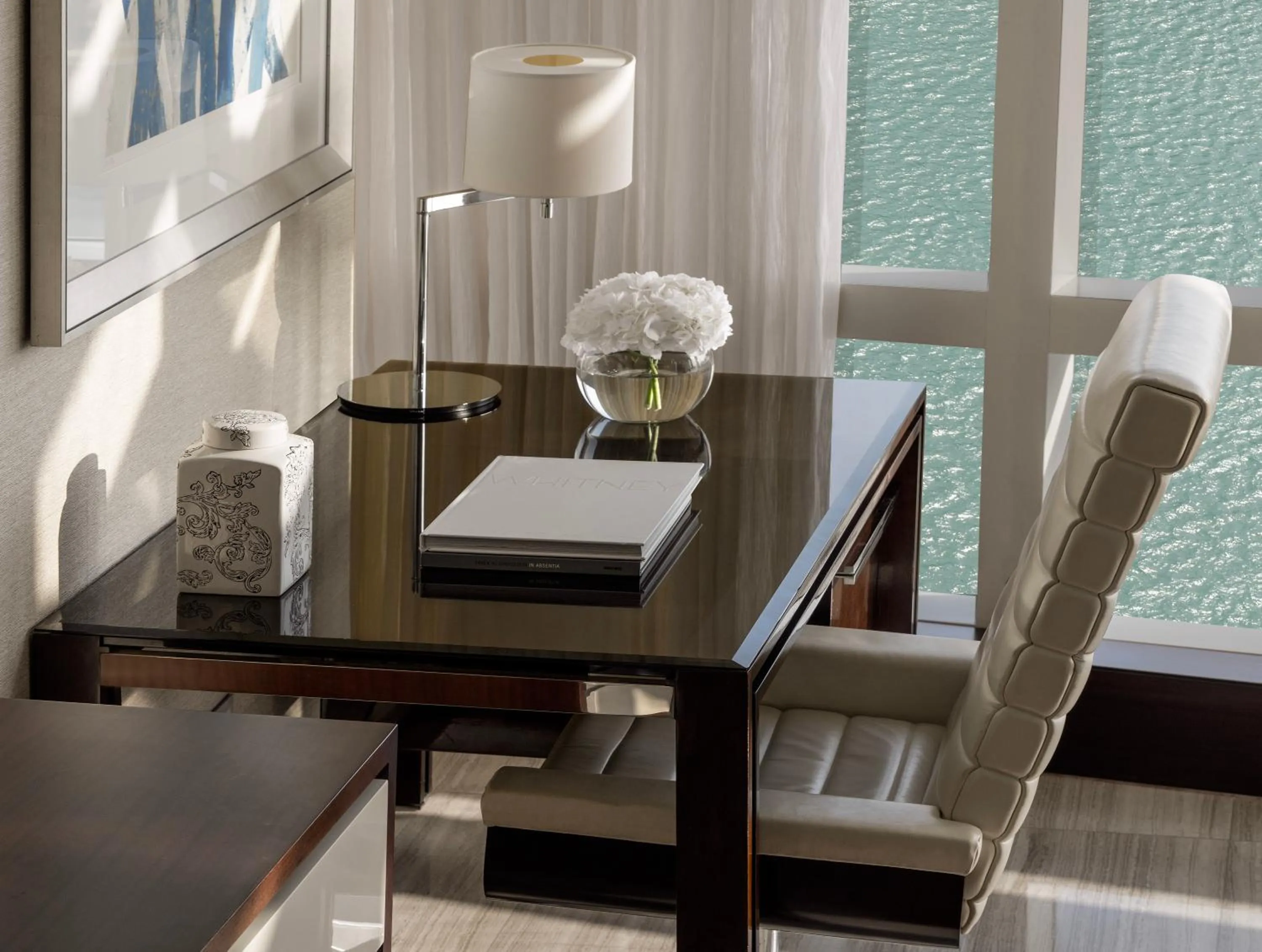 Living room in Rosewood Abu Dhabi