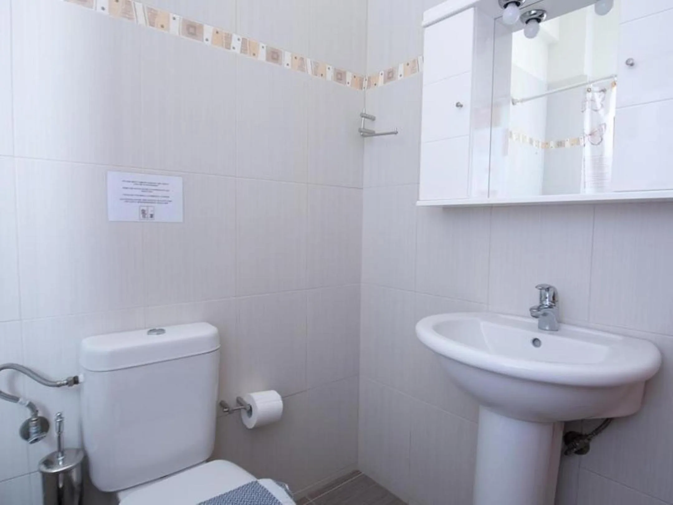 Toilet in Manoleas Villas - Apartment 8