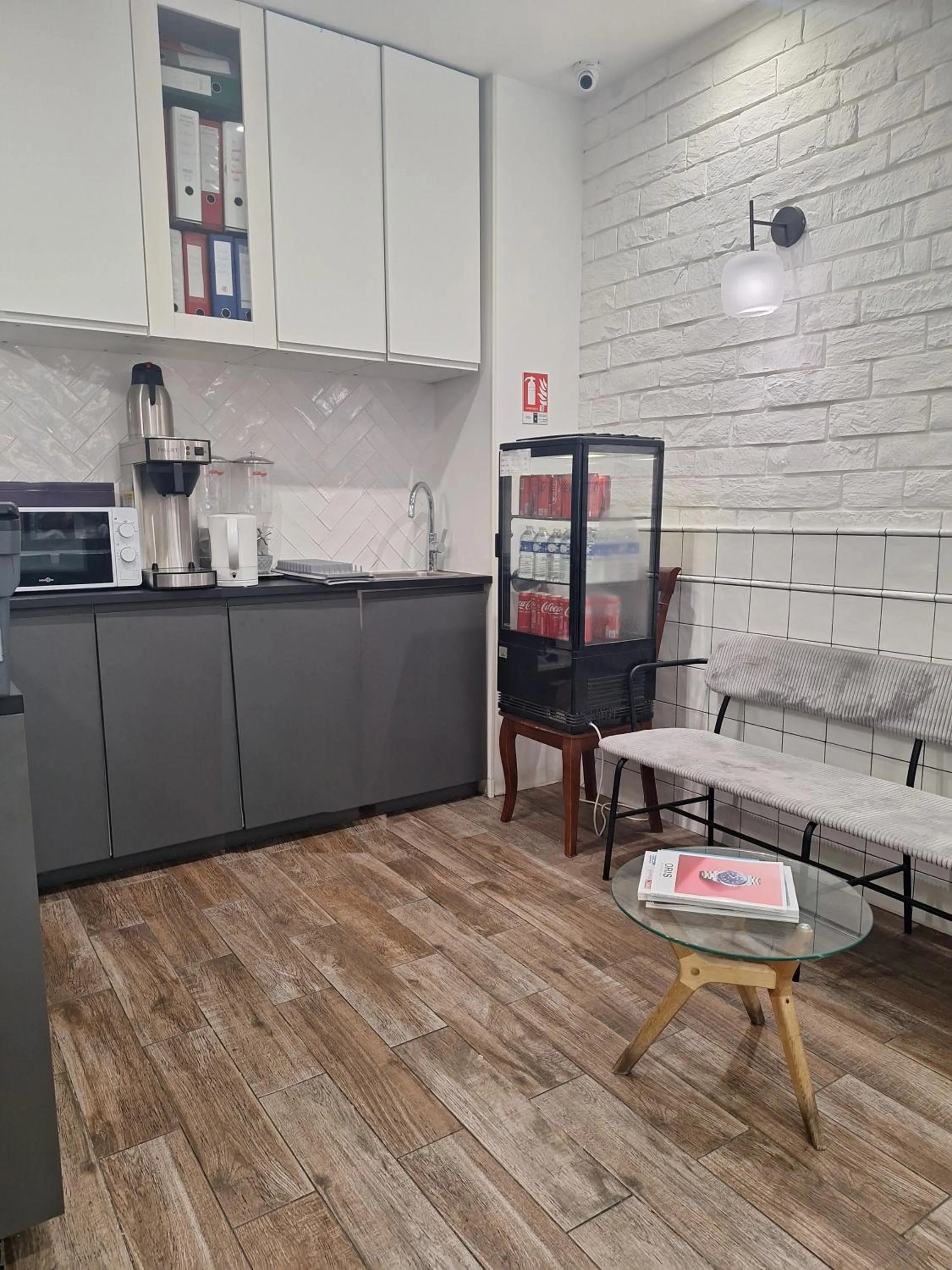 Lobby or reception in Hipotel Paris Gambetta République