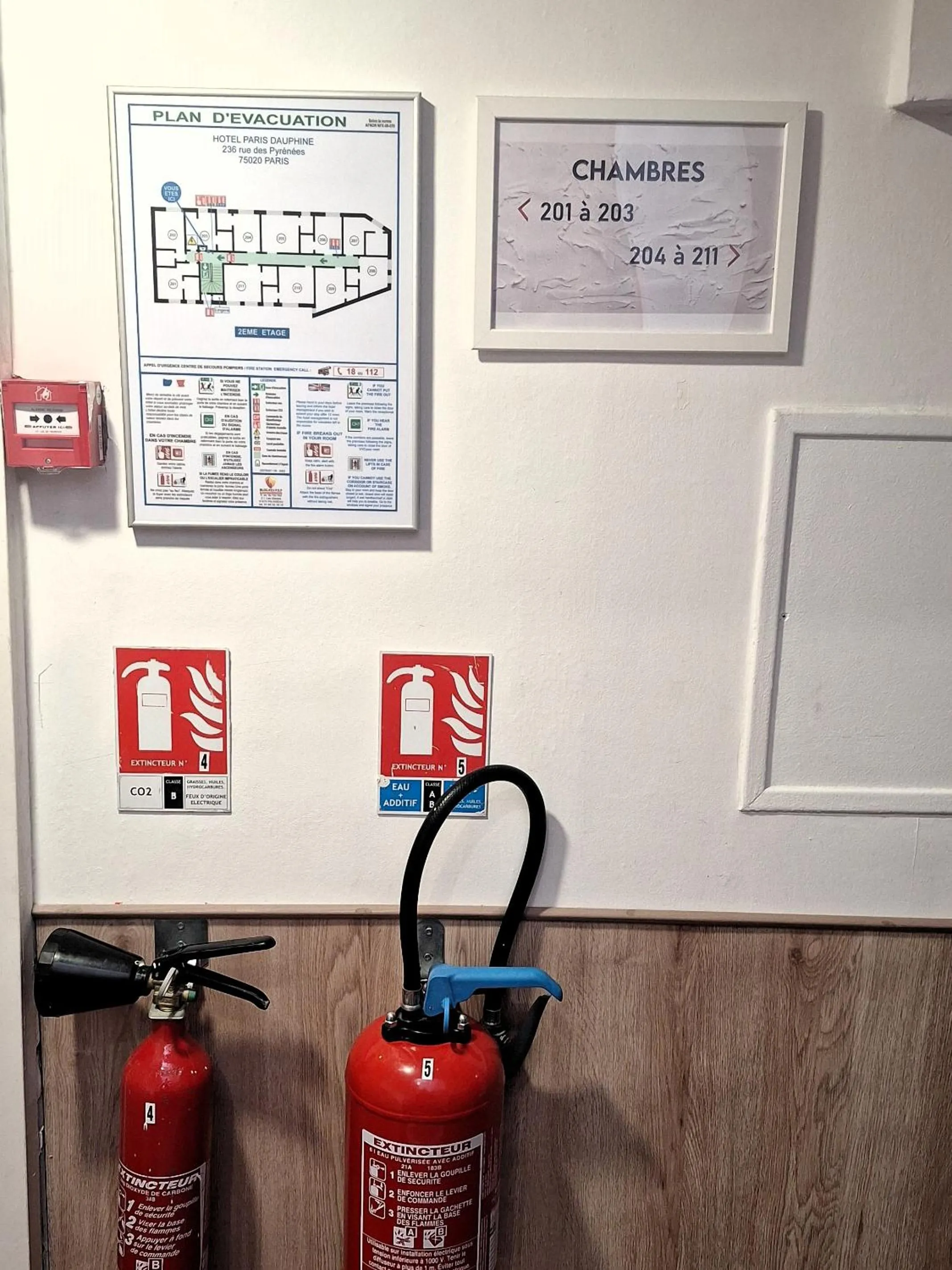 Property building in Hipotel Paris Gambetta République