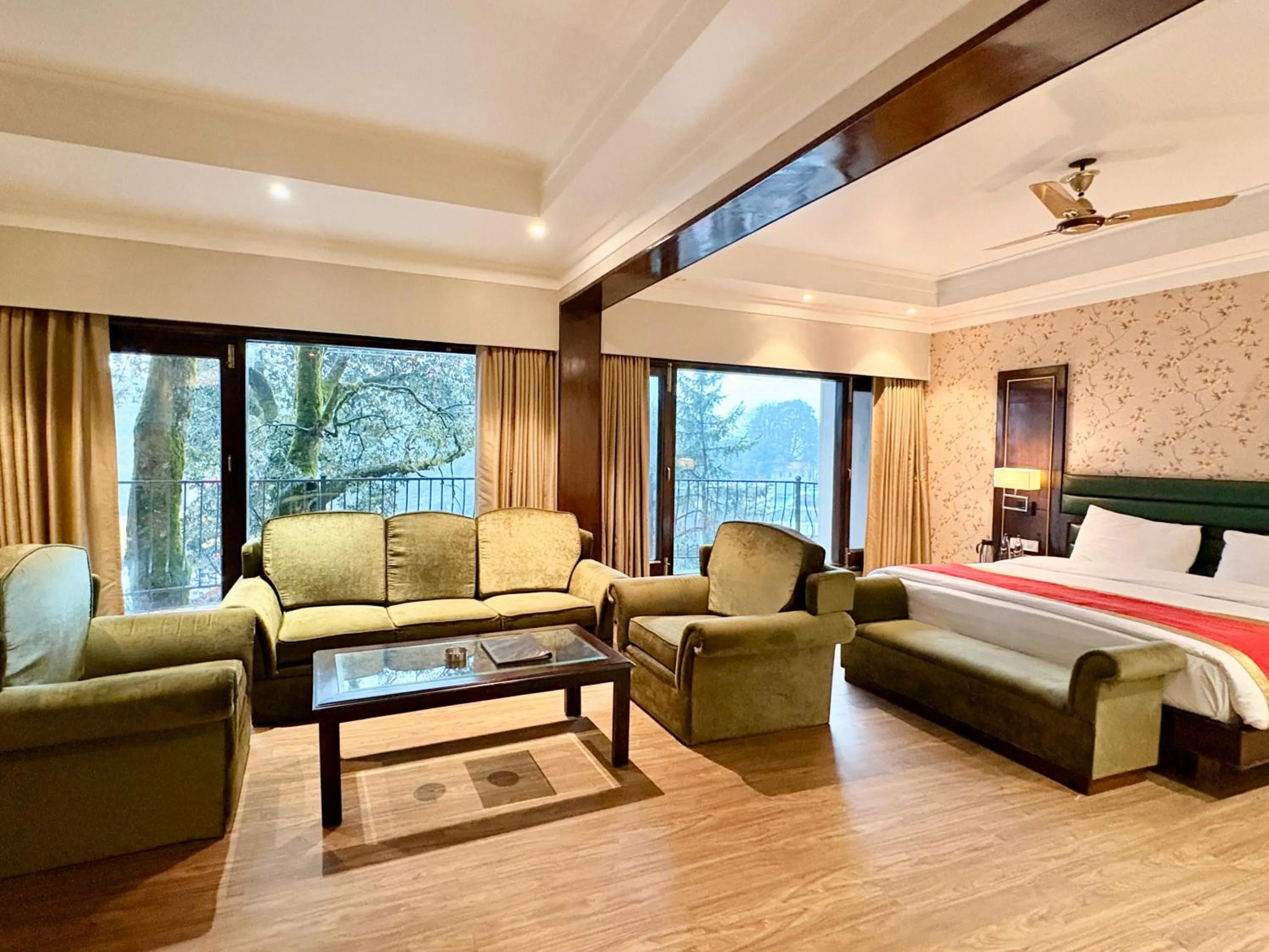 Maharajah Suite in Indraprastha Resort Dalhousie