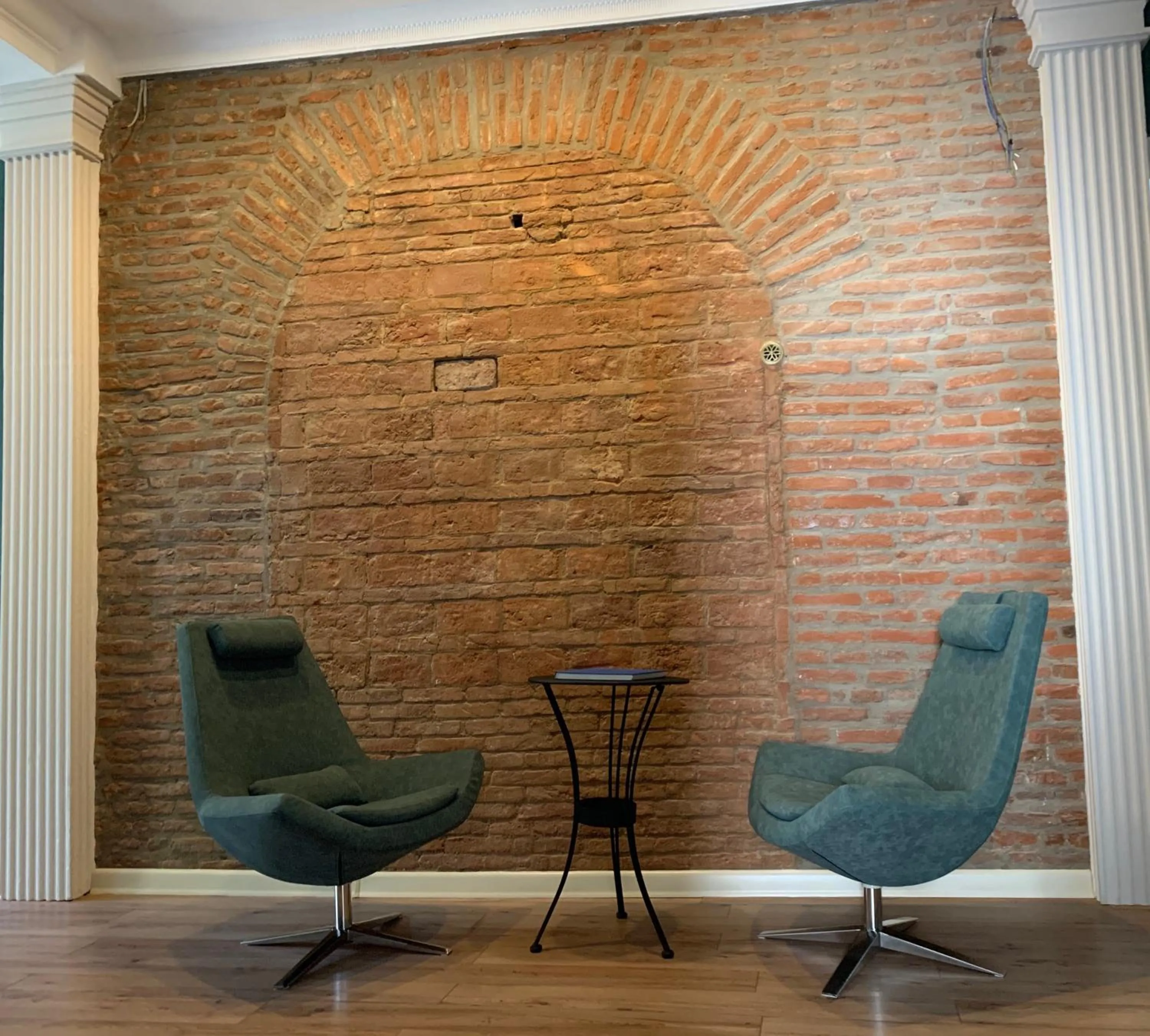 Property building in Hotel 1887