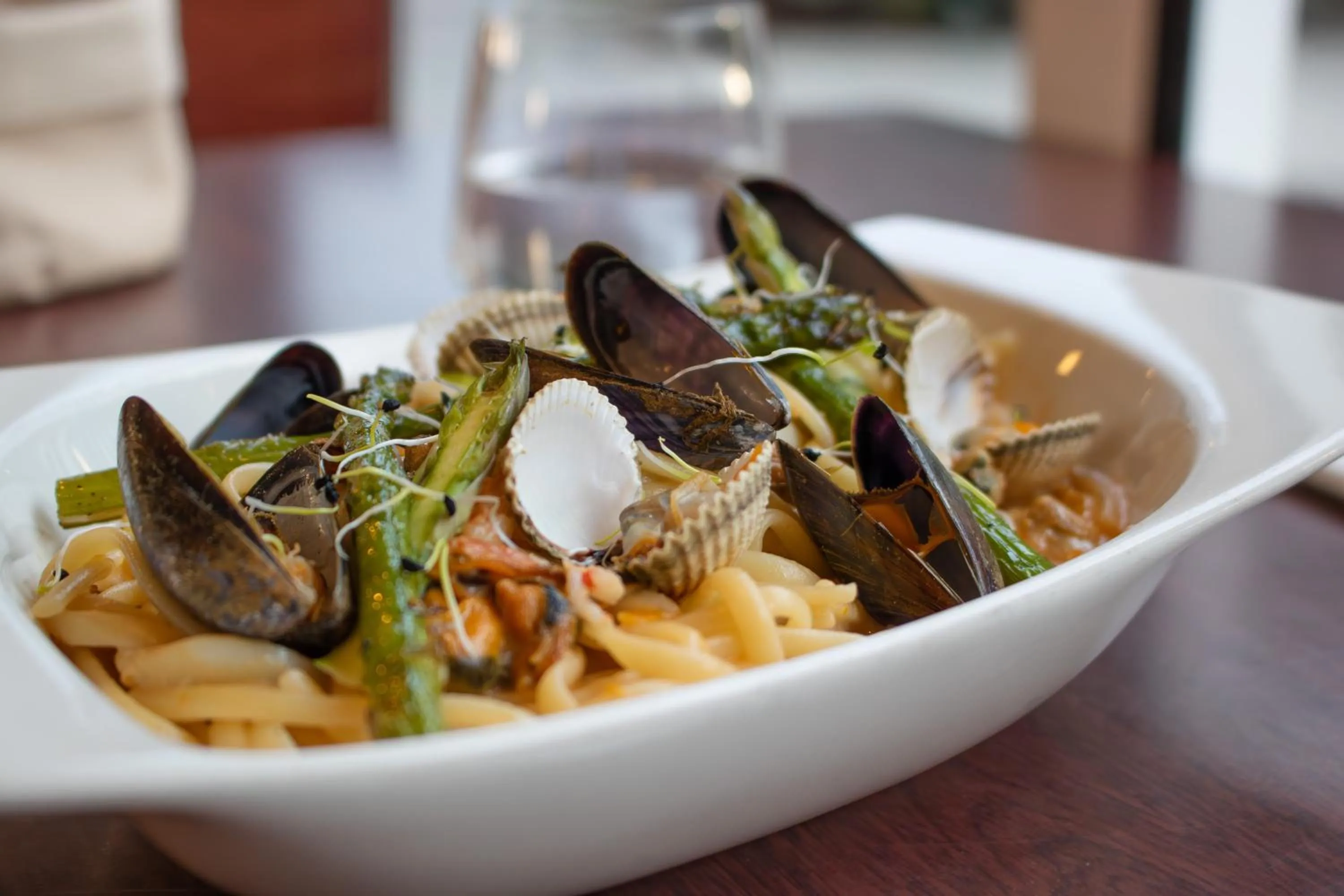 Dinner in Brit Hotel Bordeaux Aéroport - Le Soretel