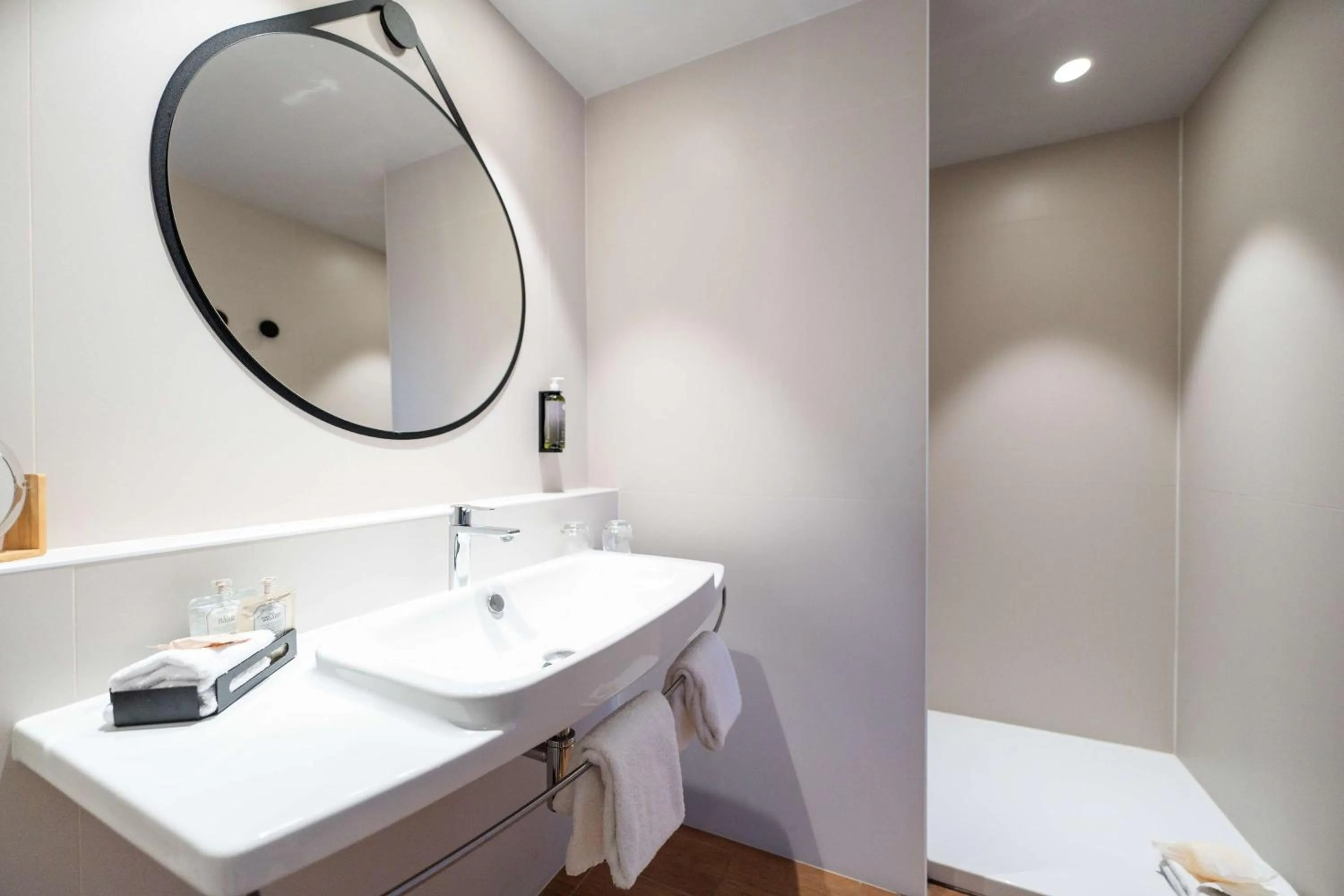 Bathroom in Best Western Premier Le Masq Hotel