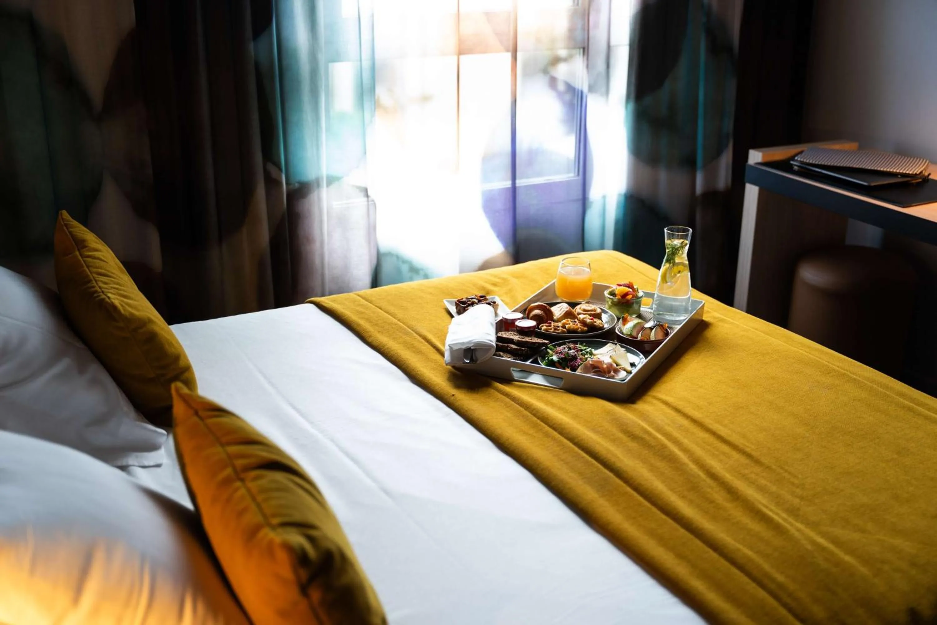 Other, Bed in Best Western Premier Le Masq Hotel