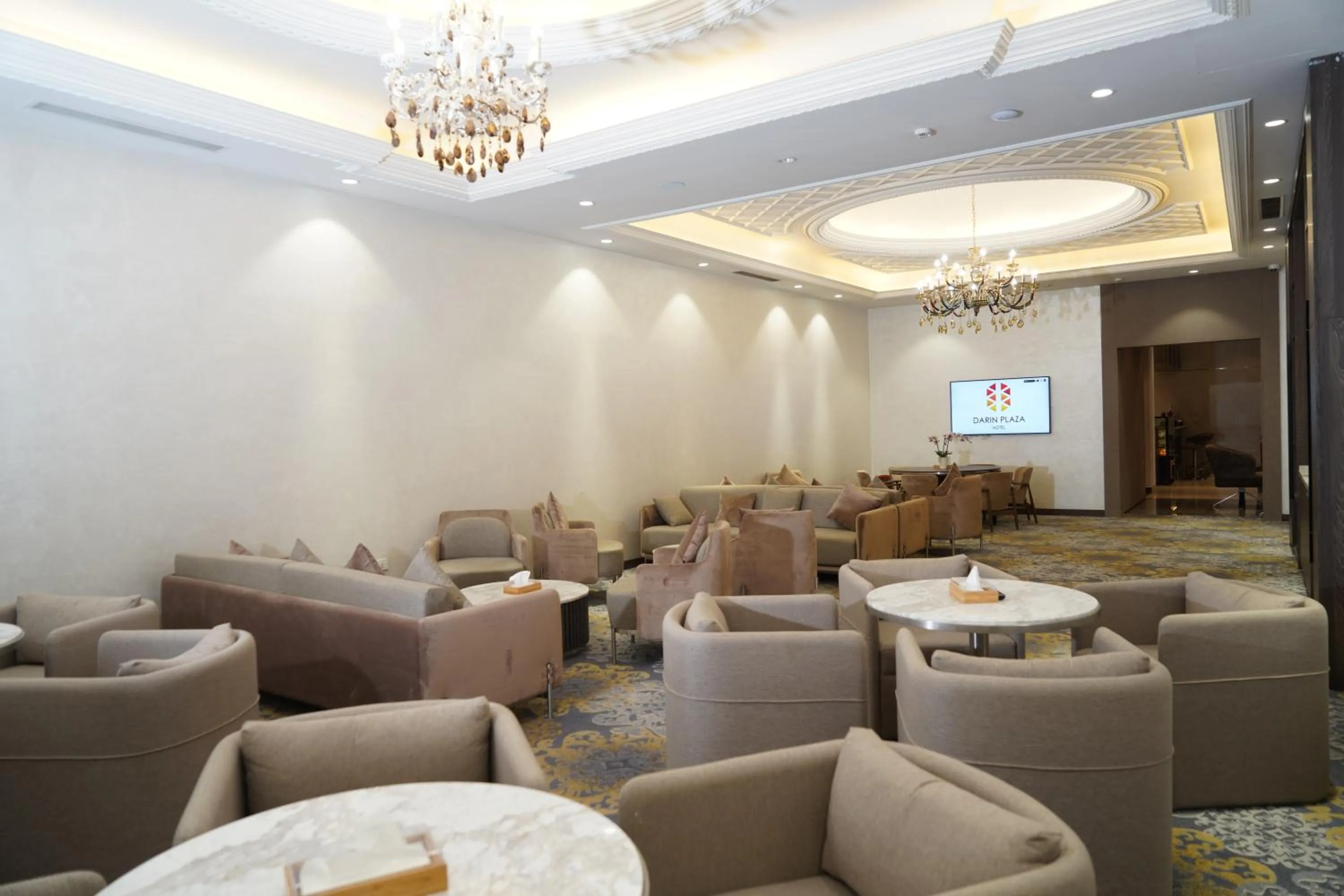 Lounge or bar in Darin Plaza Hotel