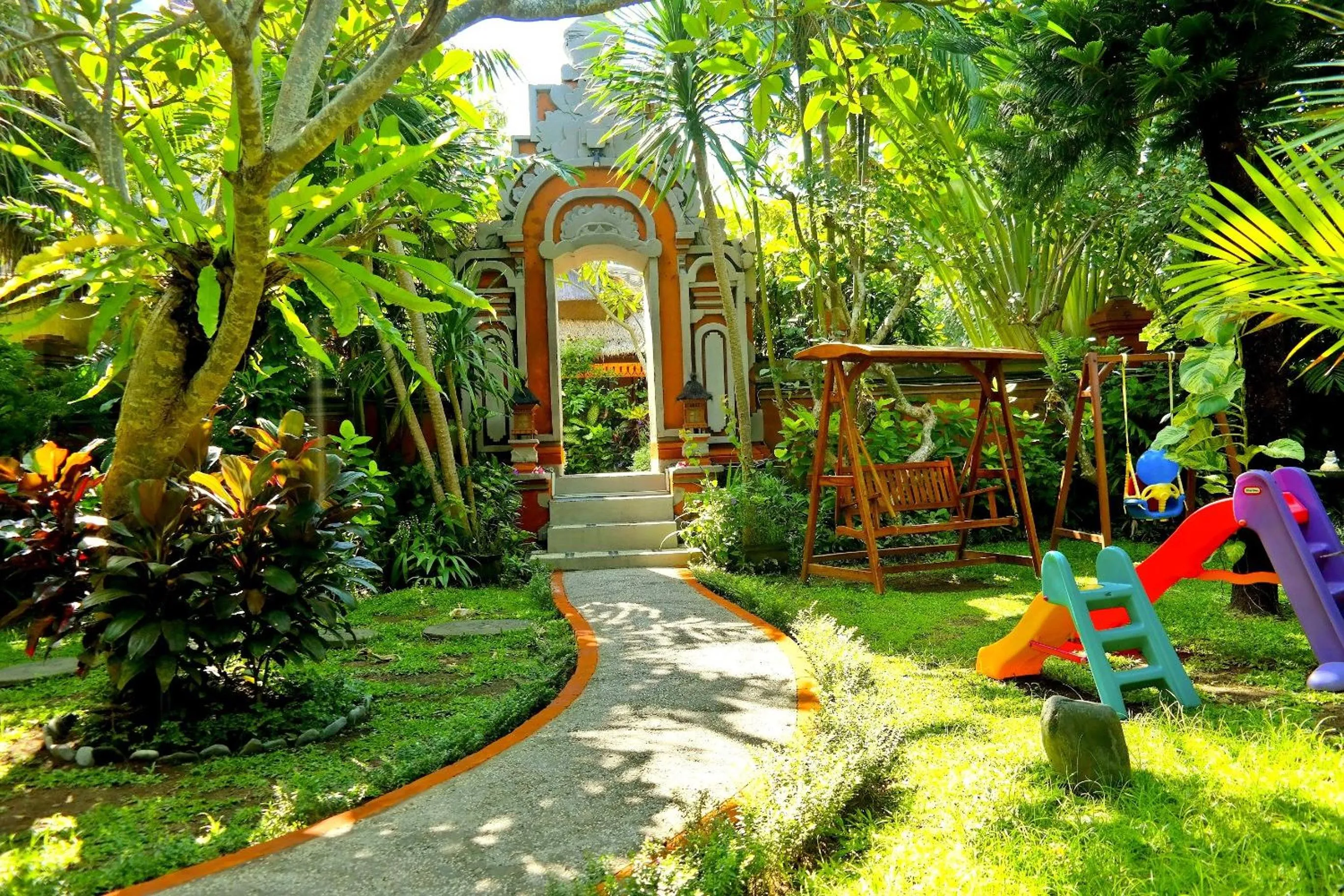 Garden in Puri Cendana Resort Bali