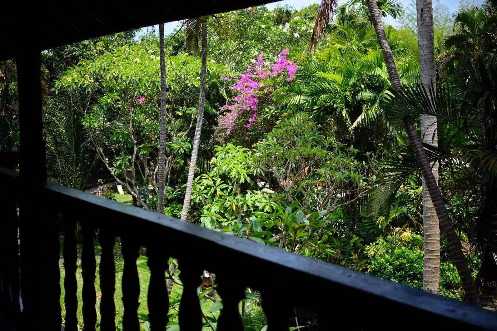 Garden view in Puri Cendana Resort Bali