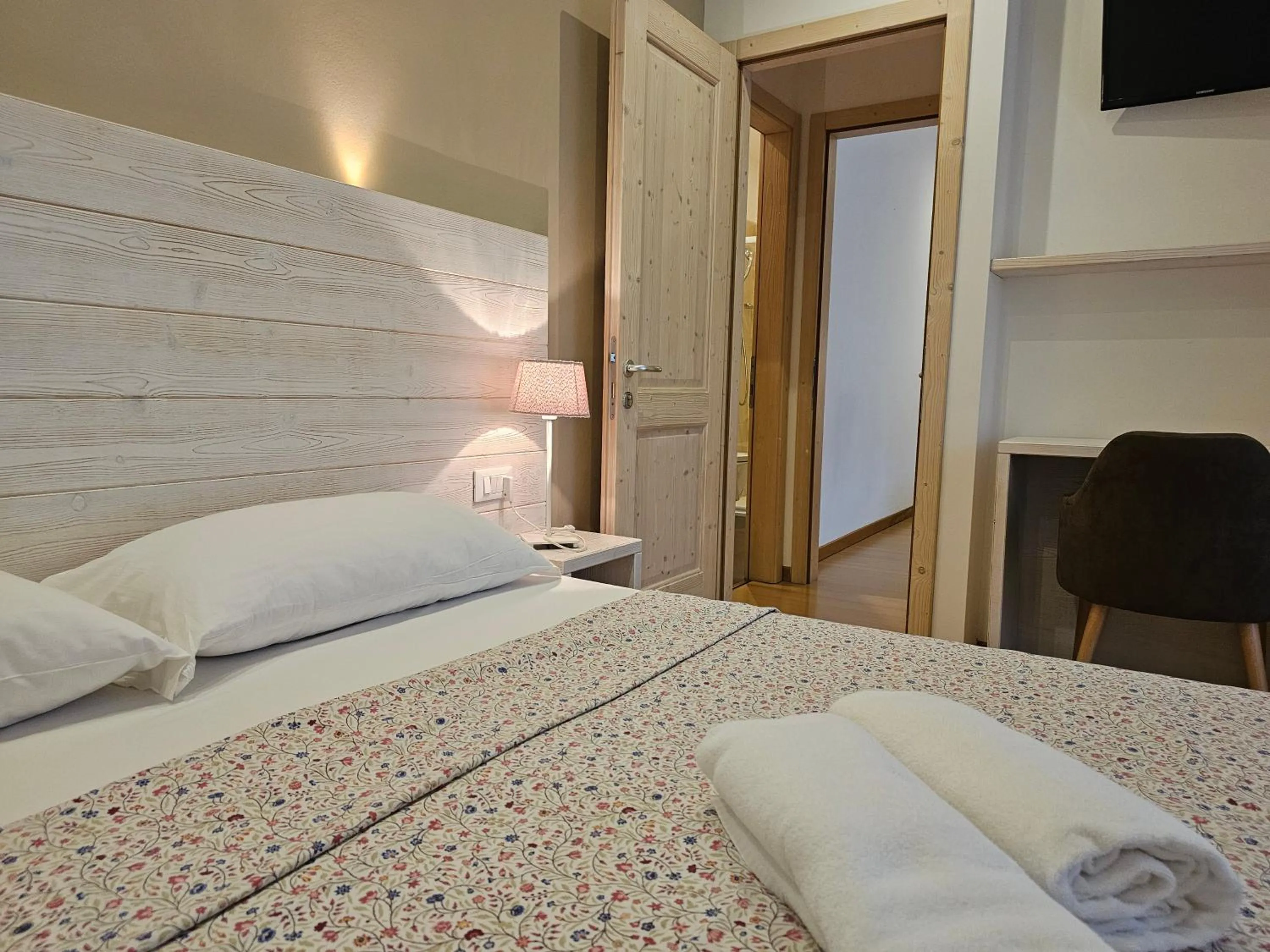 Decorative detail, Bed in Garni San Lorenzo