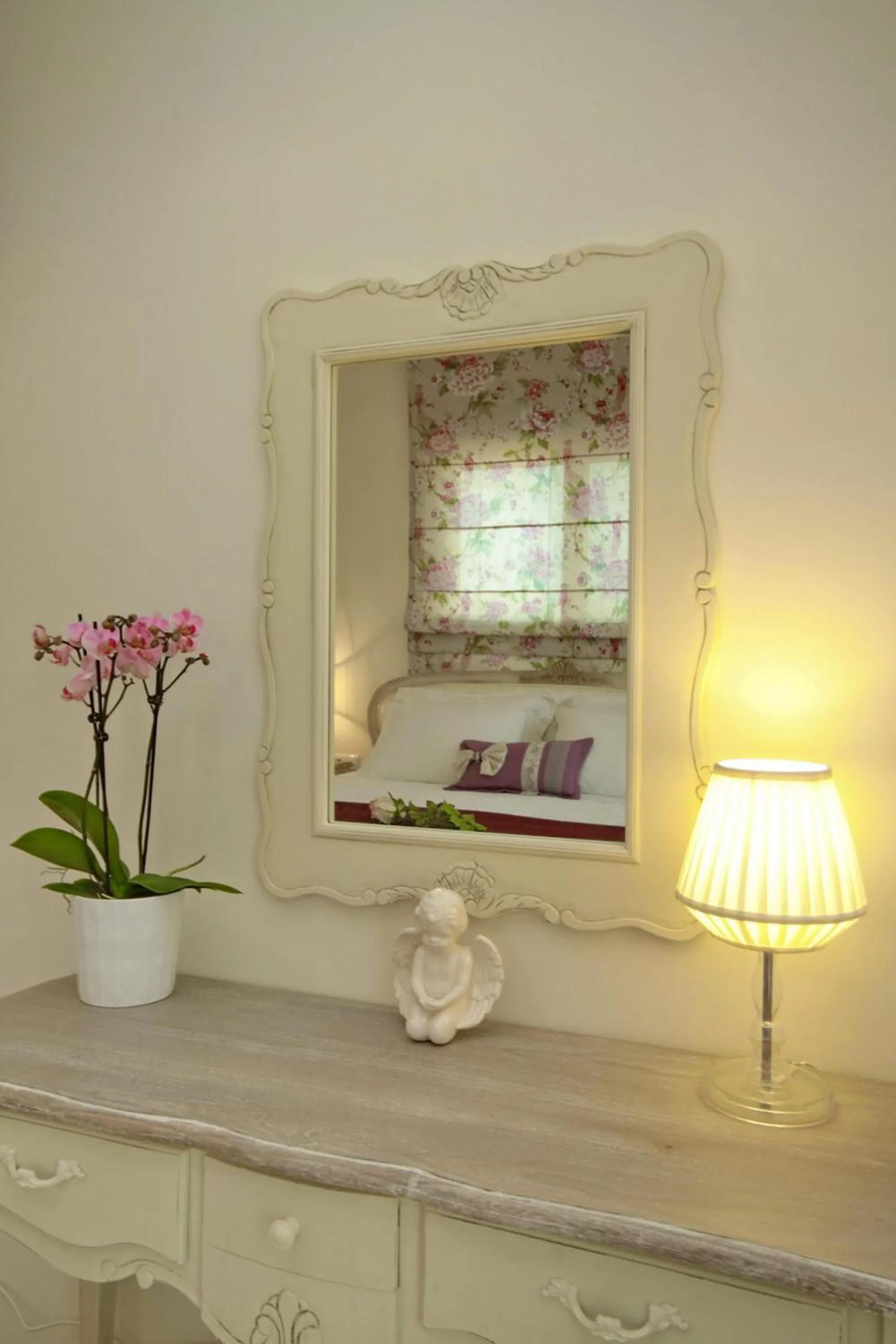 Decorative detail, Bed in Elafonisos Resort