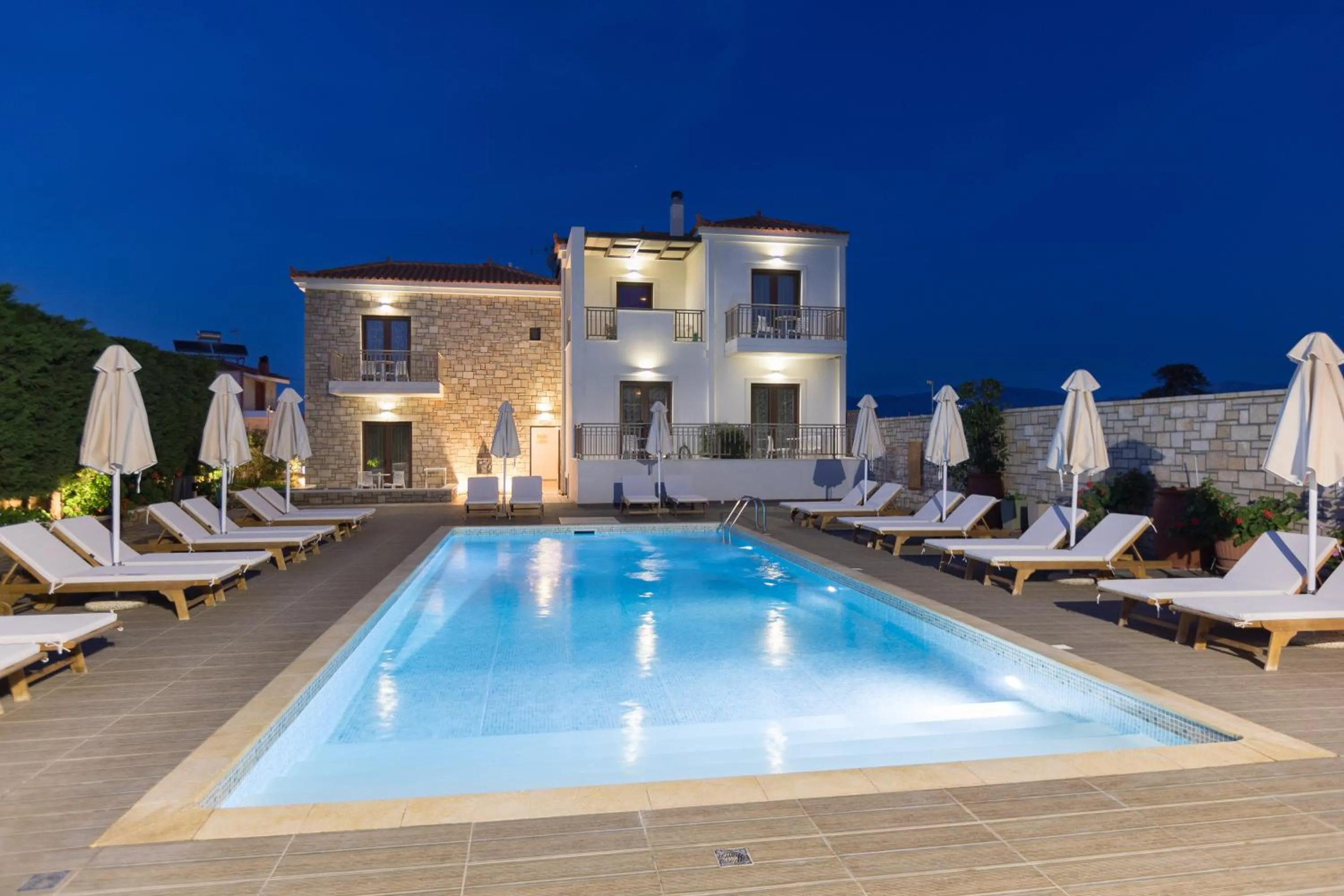 Swimming pool in Elafonisos Resort