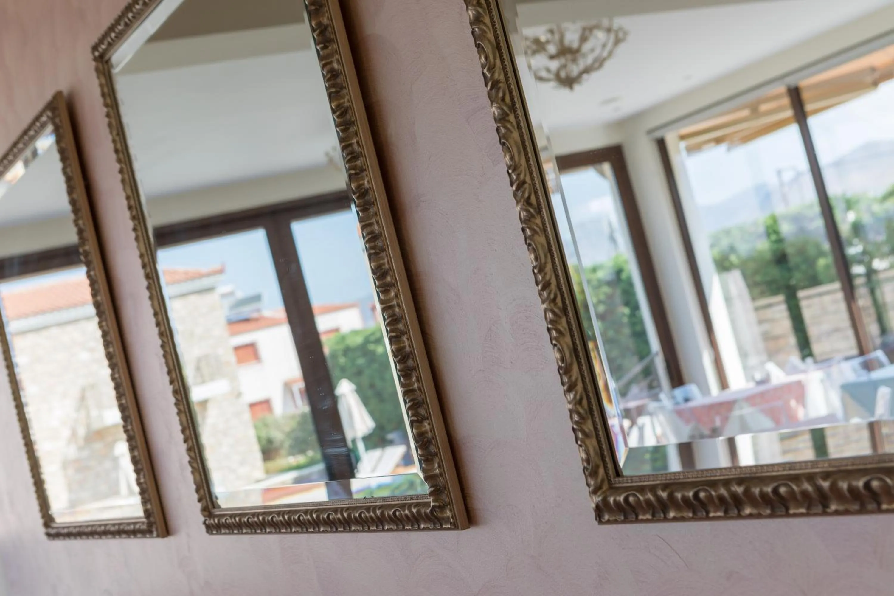 Decorative detail in Elafonisos Resort