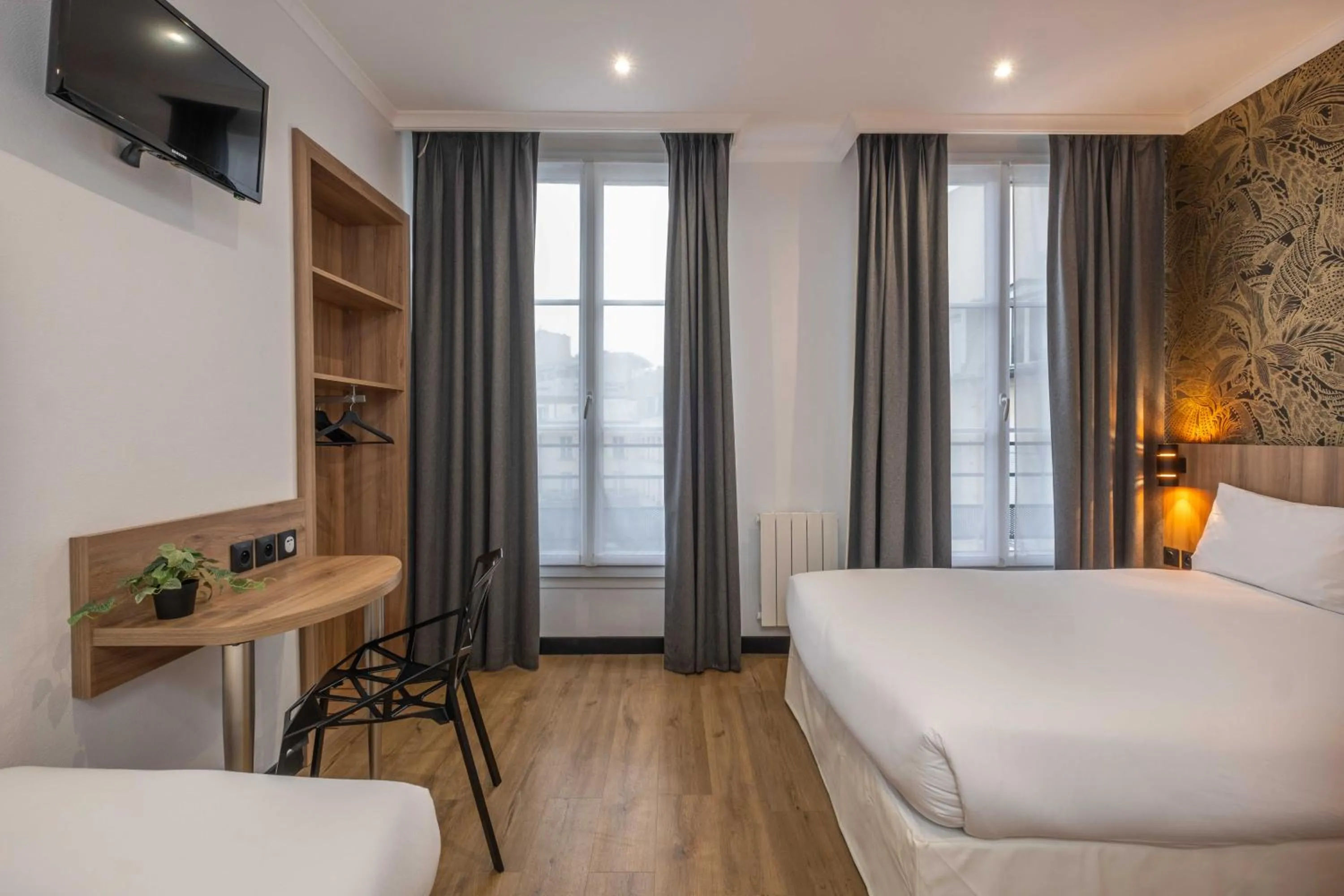 furniture, Bed in Hotel Daval