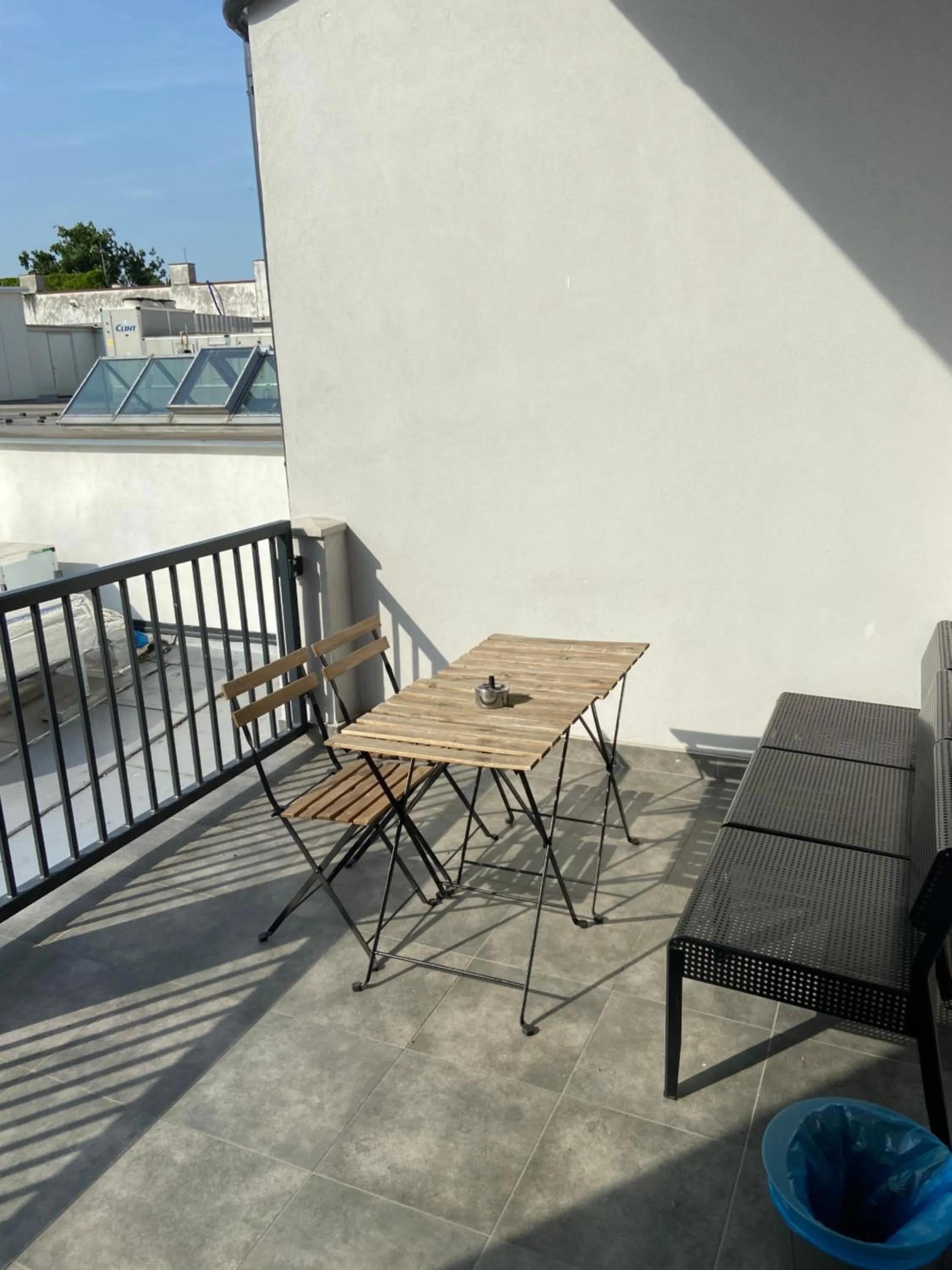 Balcony/Terrace in Schöndorf Hostel - virtual reception