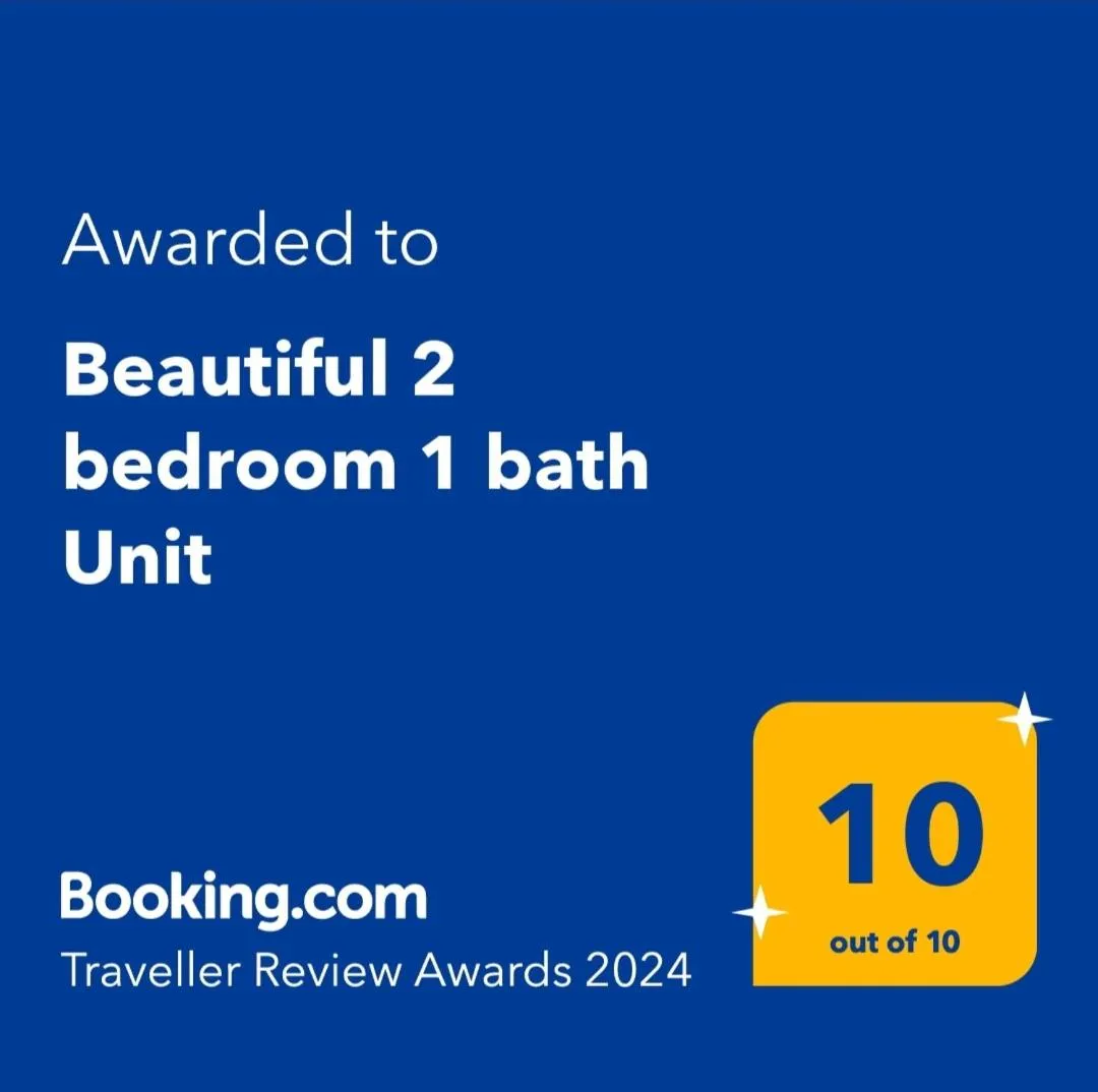 Beautiful 2 bedroom 1 bath Unit