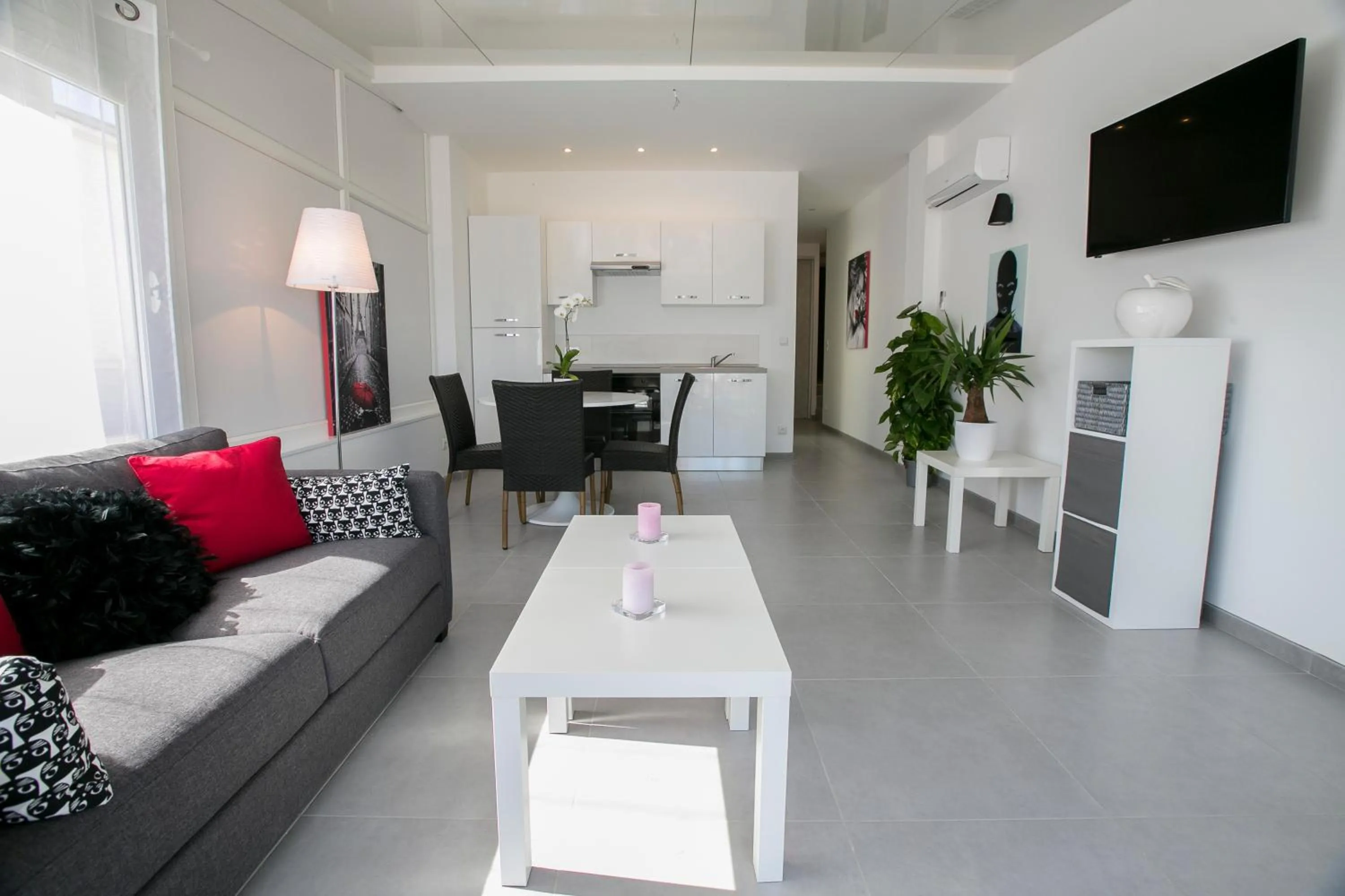 Living room in Le Grand Large Bord de Mer Hotel & Appartements