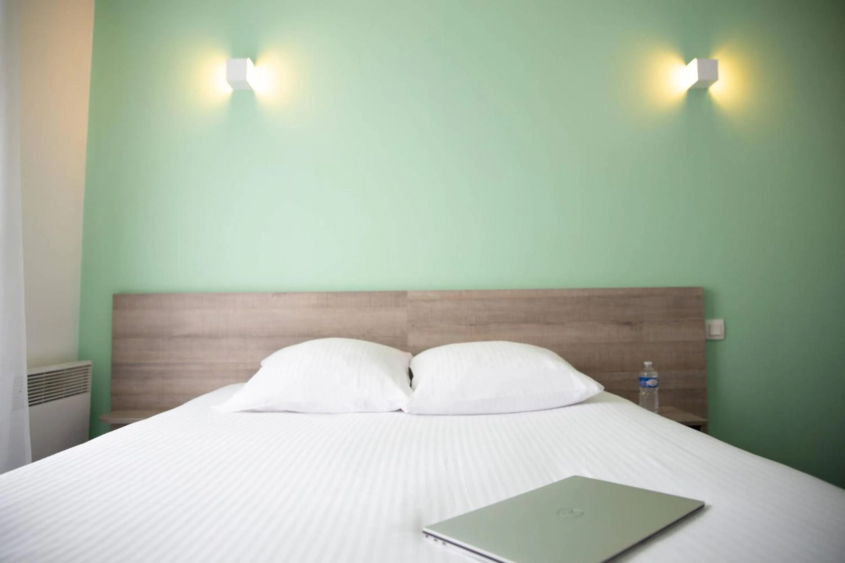 Bedroom, Bed in Comfort Aparthotel Toulouse Métropole