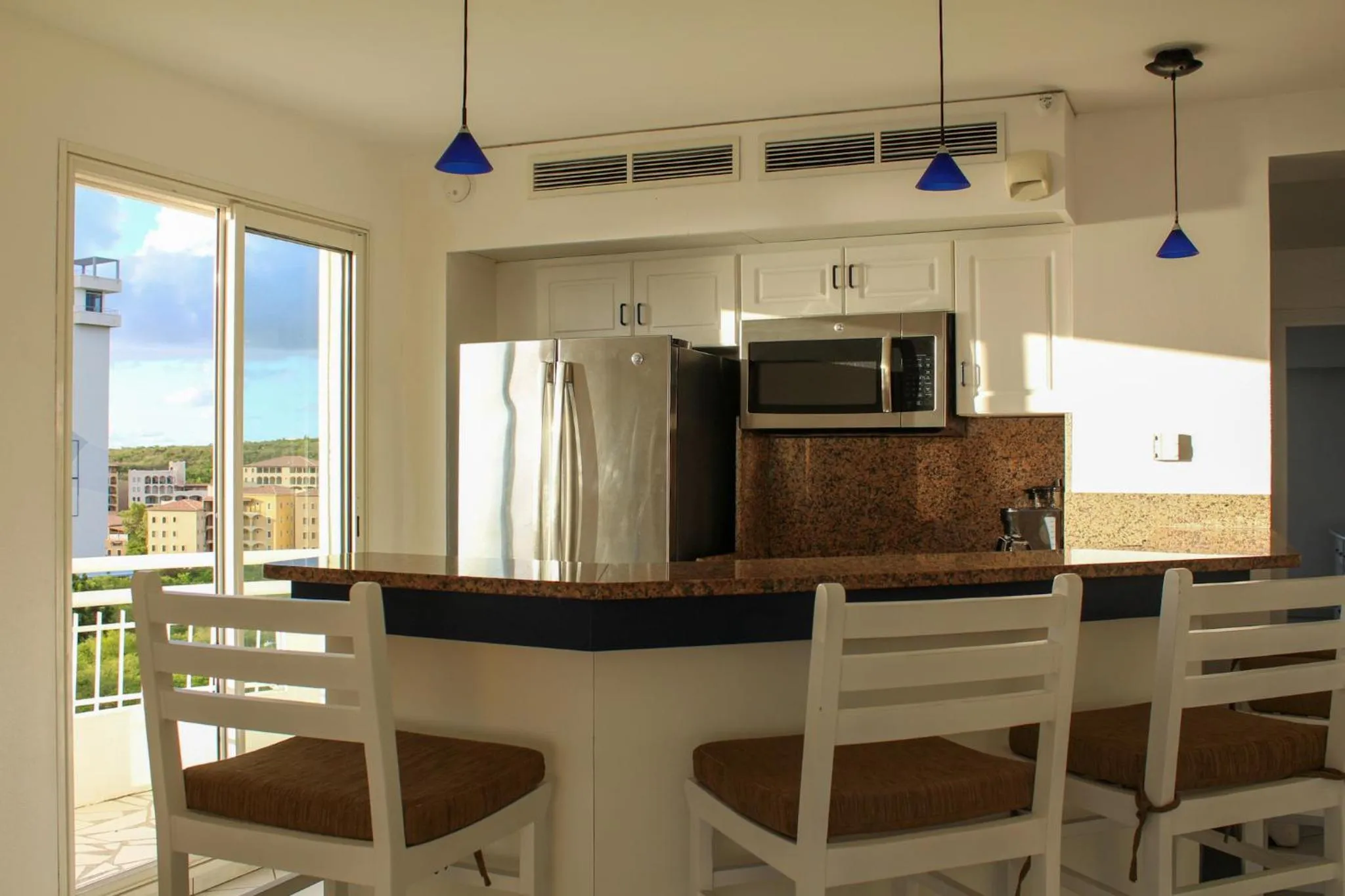 kitchen in Sapphire Beach Club Resort