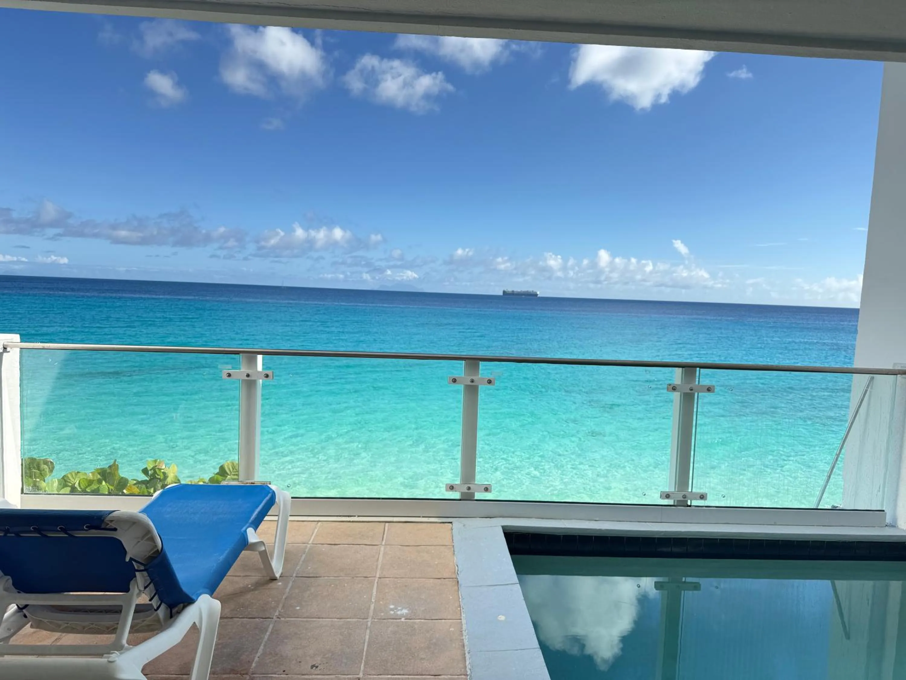 Balcony/Terrace in Sapphire Beach Club Resort