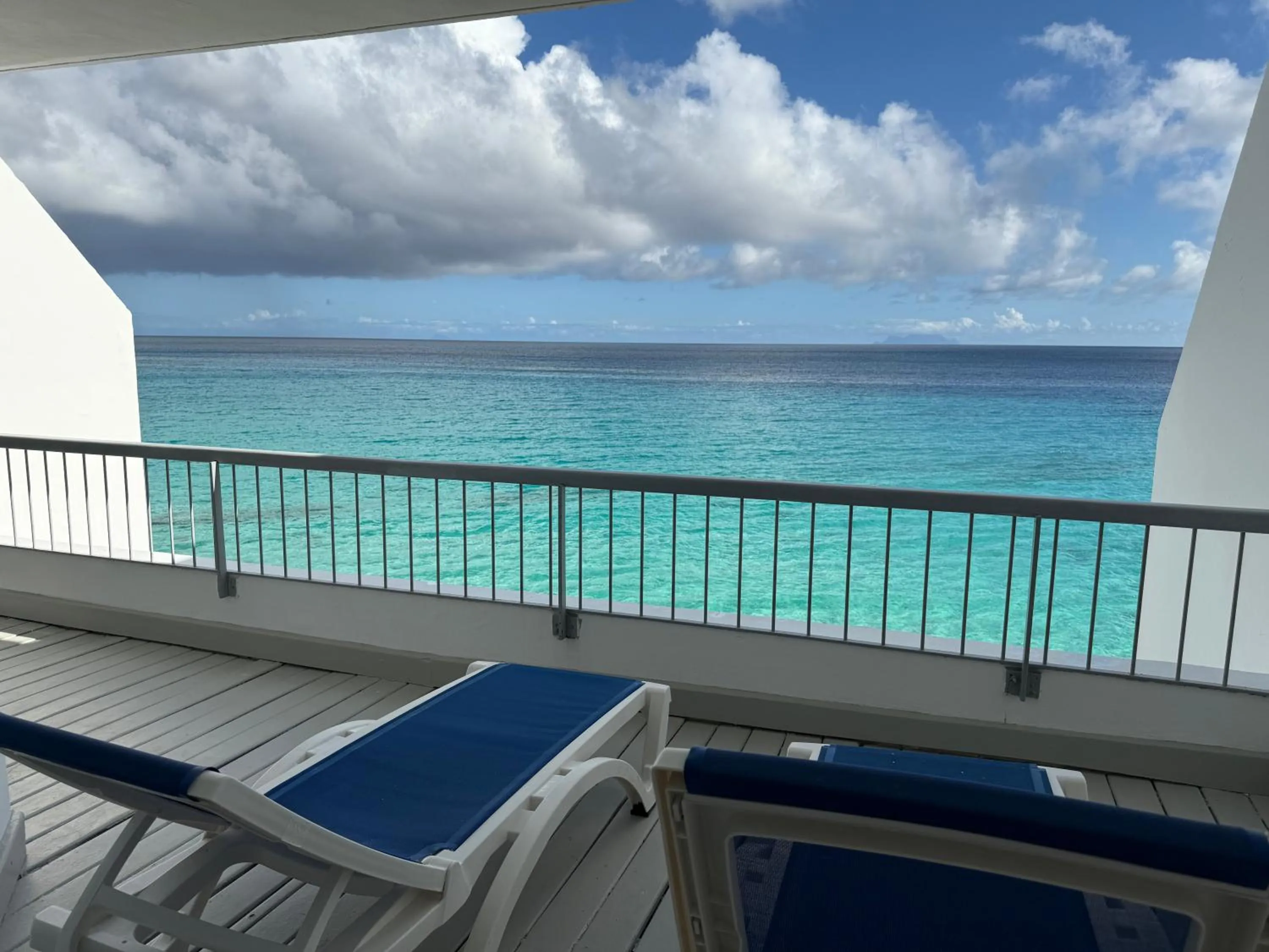 Balcony/Terrace in Sapphire Beach Club Resort