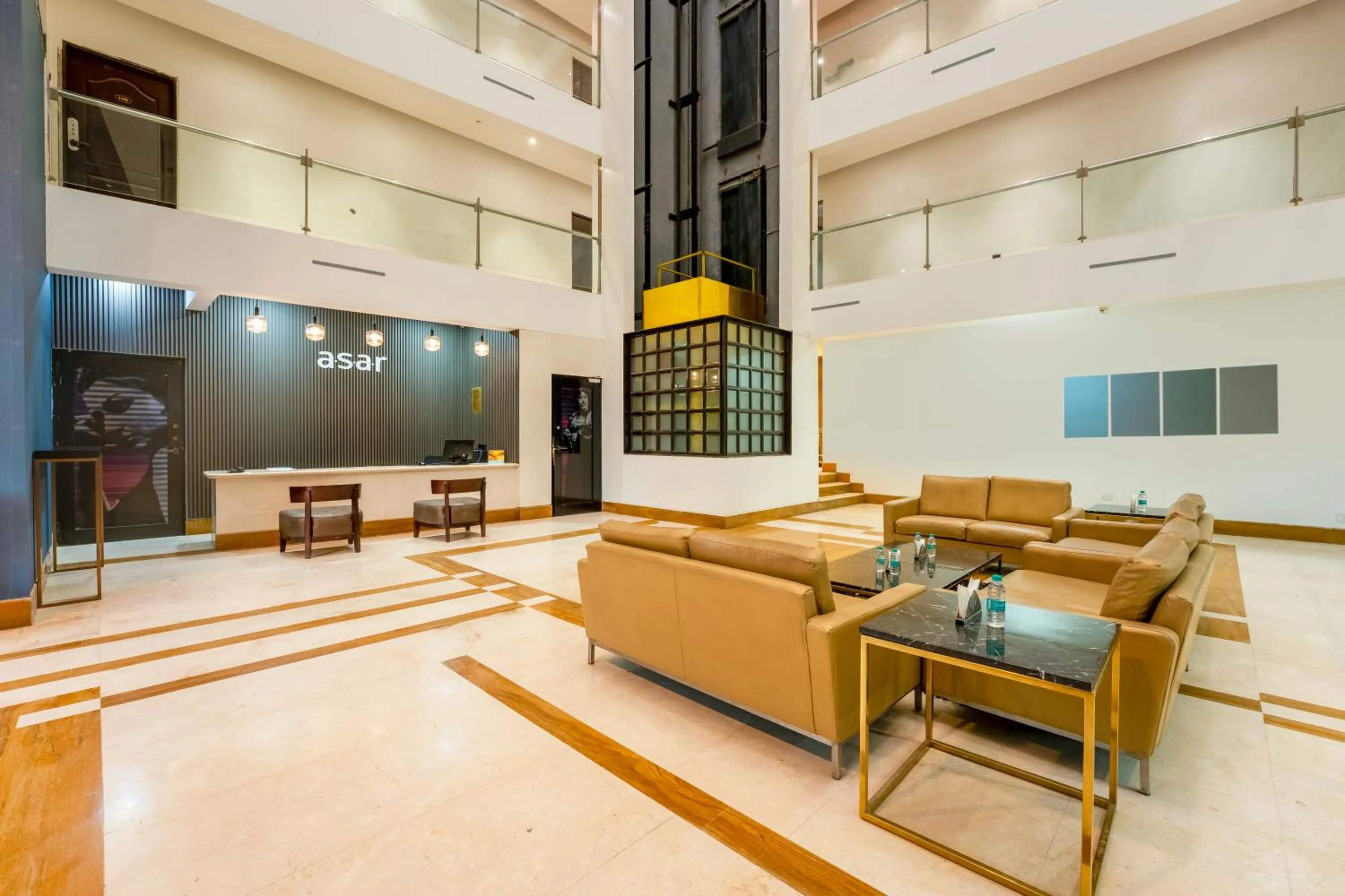Lobby or reception in asar Landmark Suites Mumbai International Airport by Orion Hotels