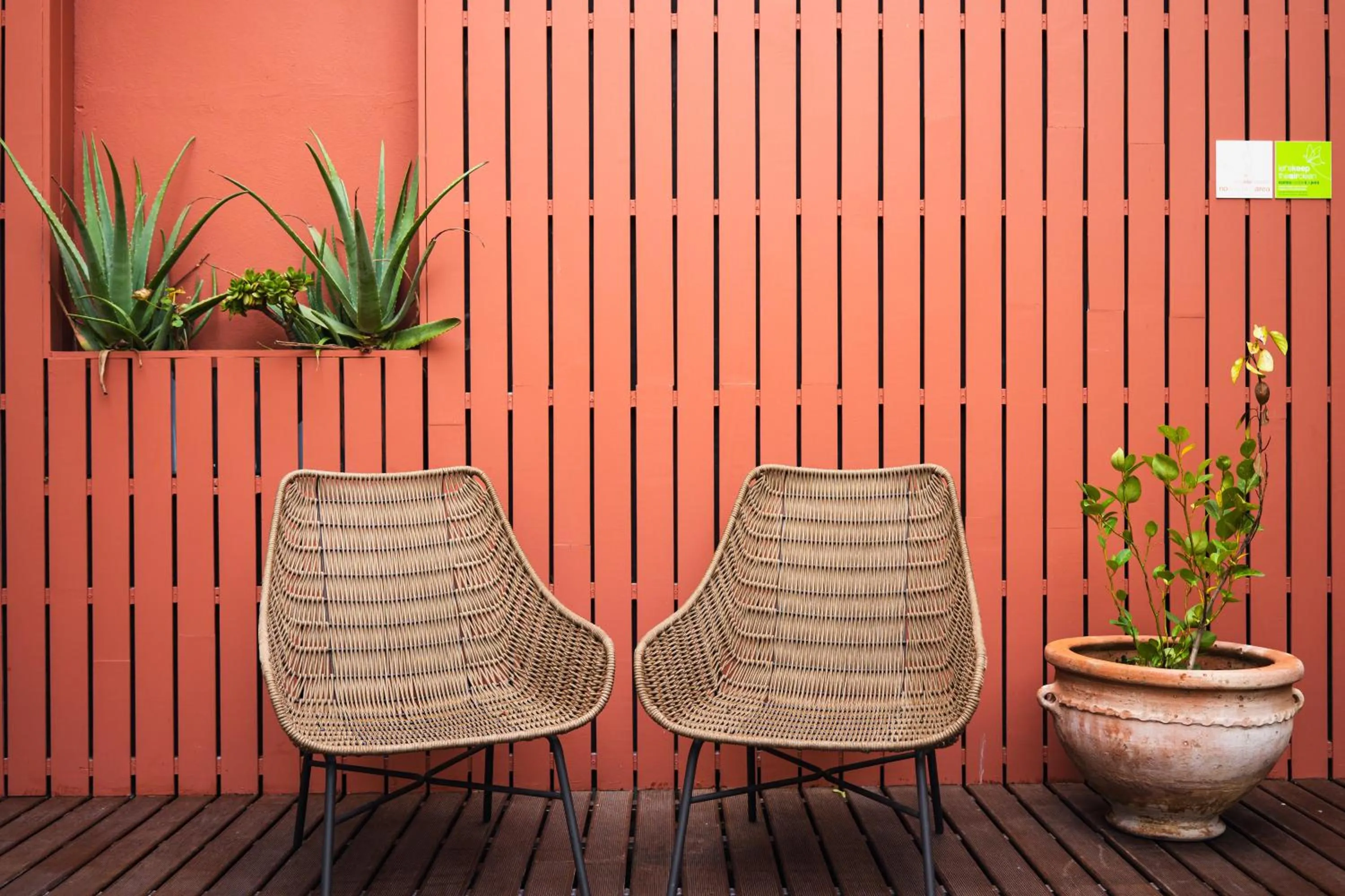 Balcony/Terrace in Casa dos Lóios by Shiadu