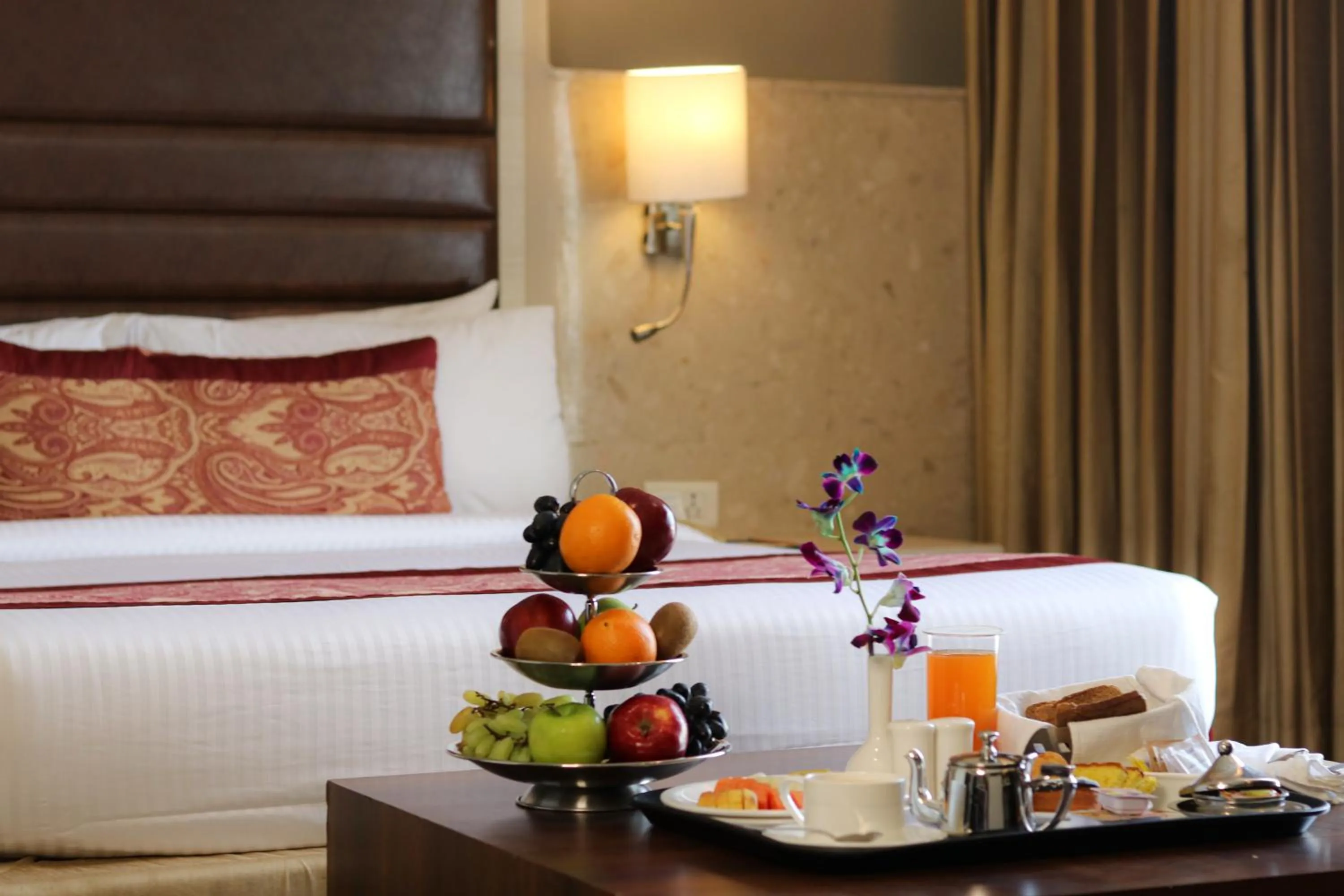 Breakfast in Mahagun Sarovar Portico Suites