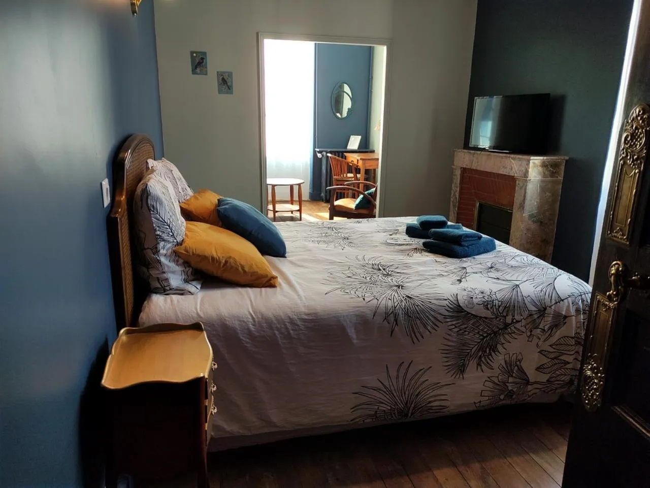 Photo of the whole room in Chambres d'hôtes Coté Halles