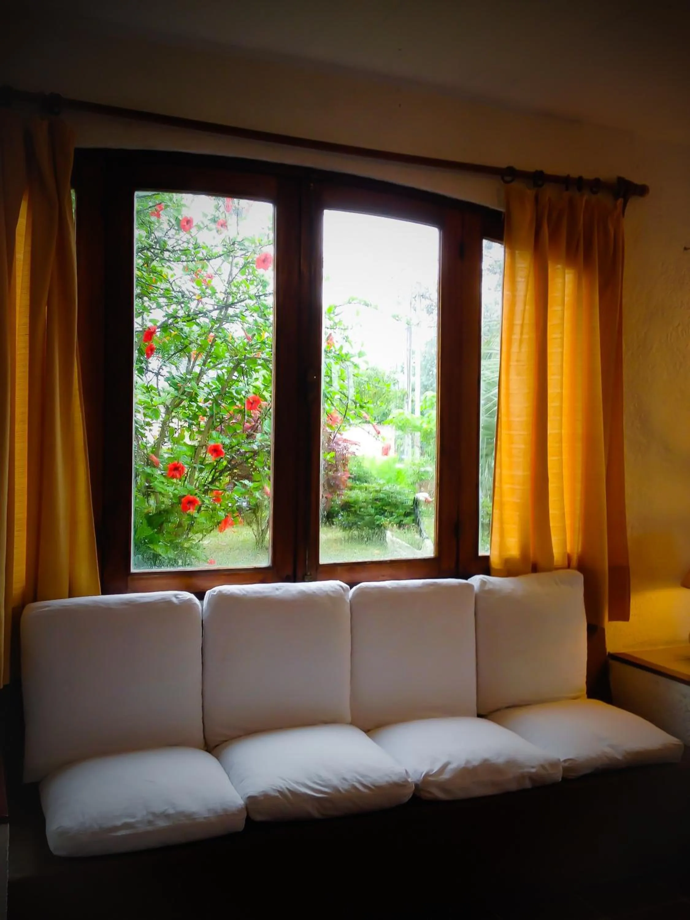 Communal lounge/ TV room in Hotel La Casona