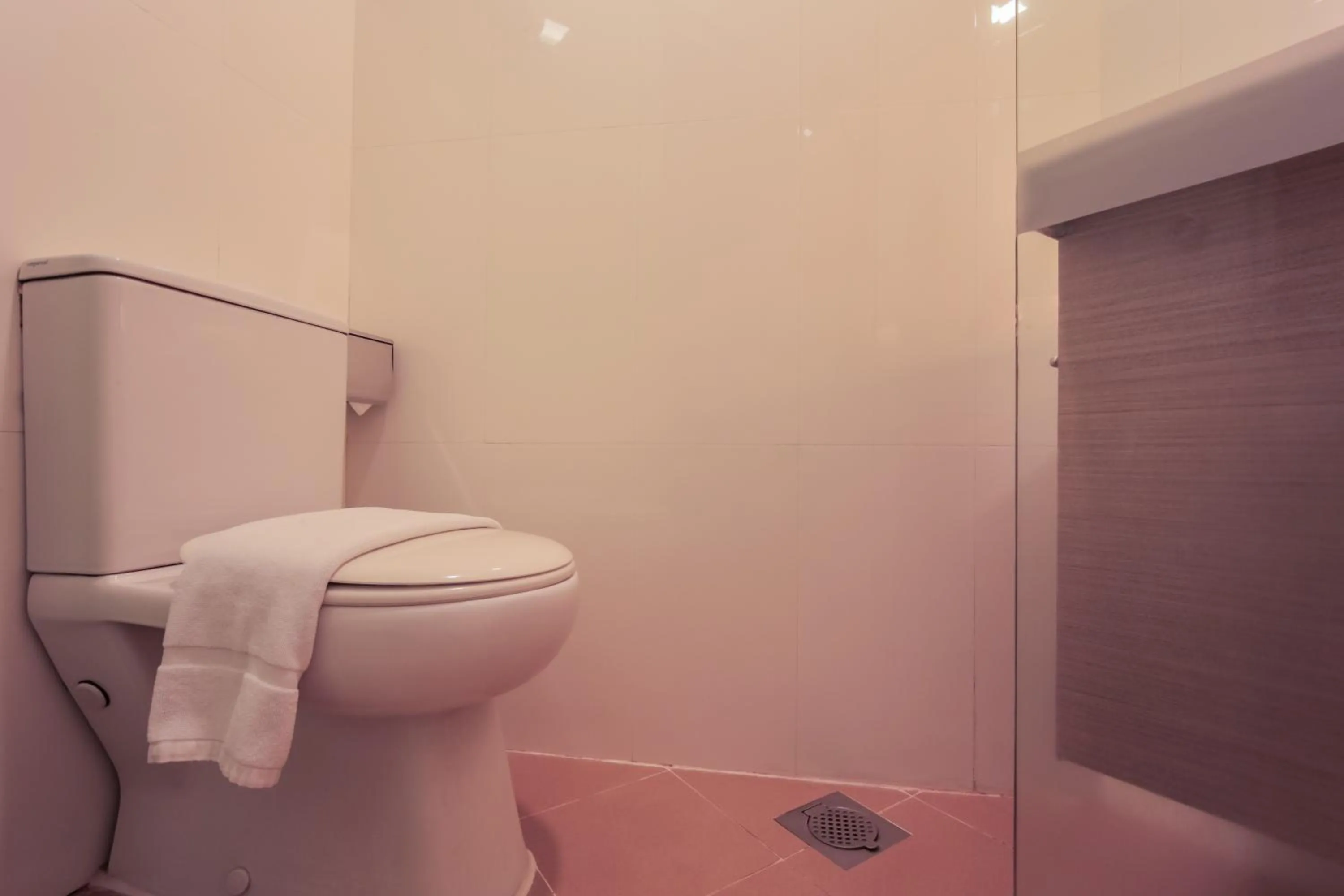Bathroom in RedDoorz Premium @ Balestier
