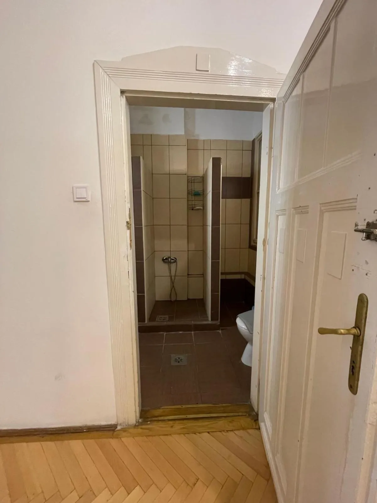 White Pearl Rooms near Gozsdu