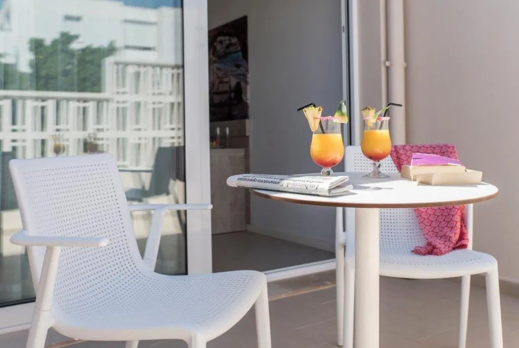 Non alcoholic drinks in Hotel Voramar - Emar Hotels