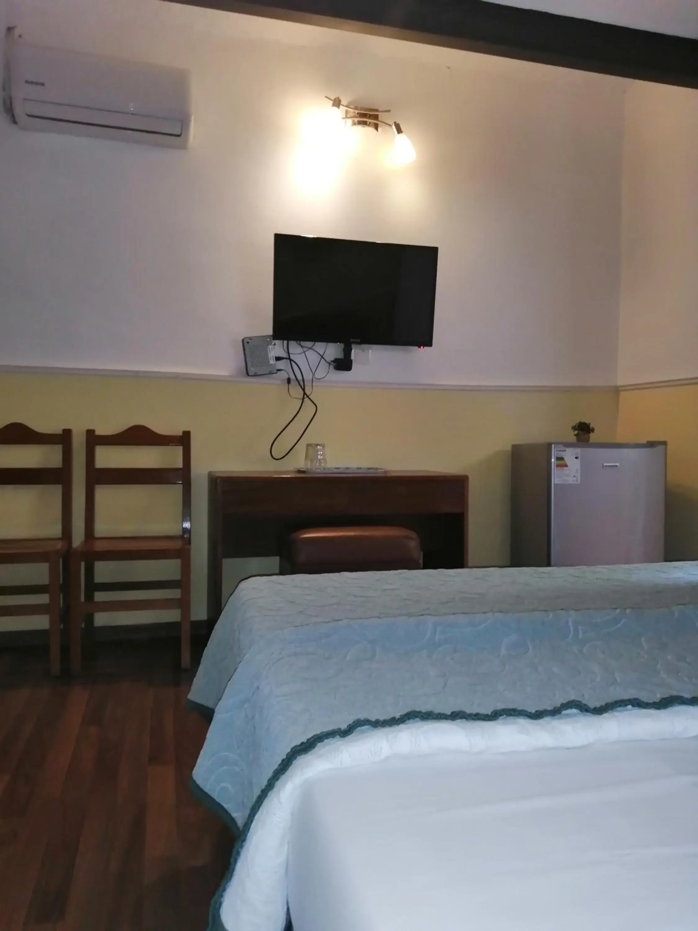 Quadruple Room in Hotel Casablanca Montevideo Quadruple Room in Hotel Casablanca Montevideo