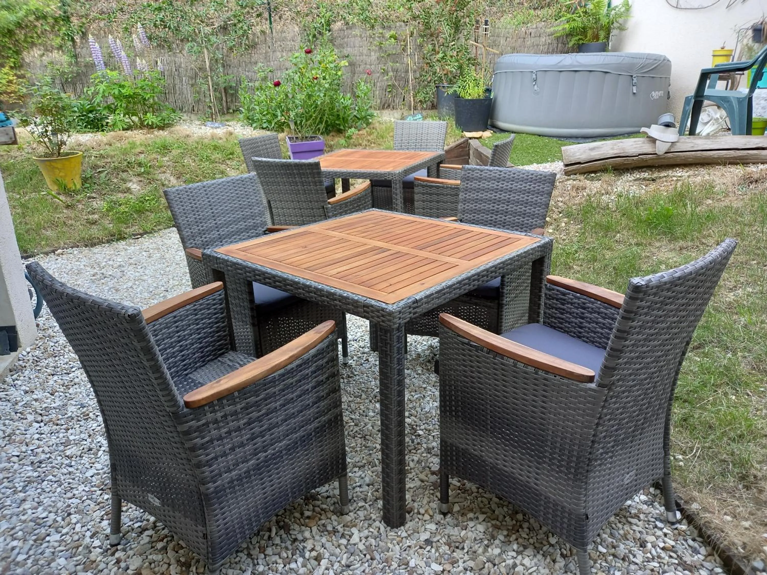 Patio in Aux penates de Toni Beauval