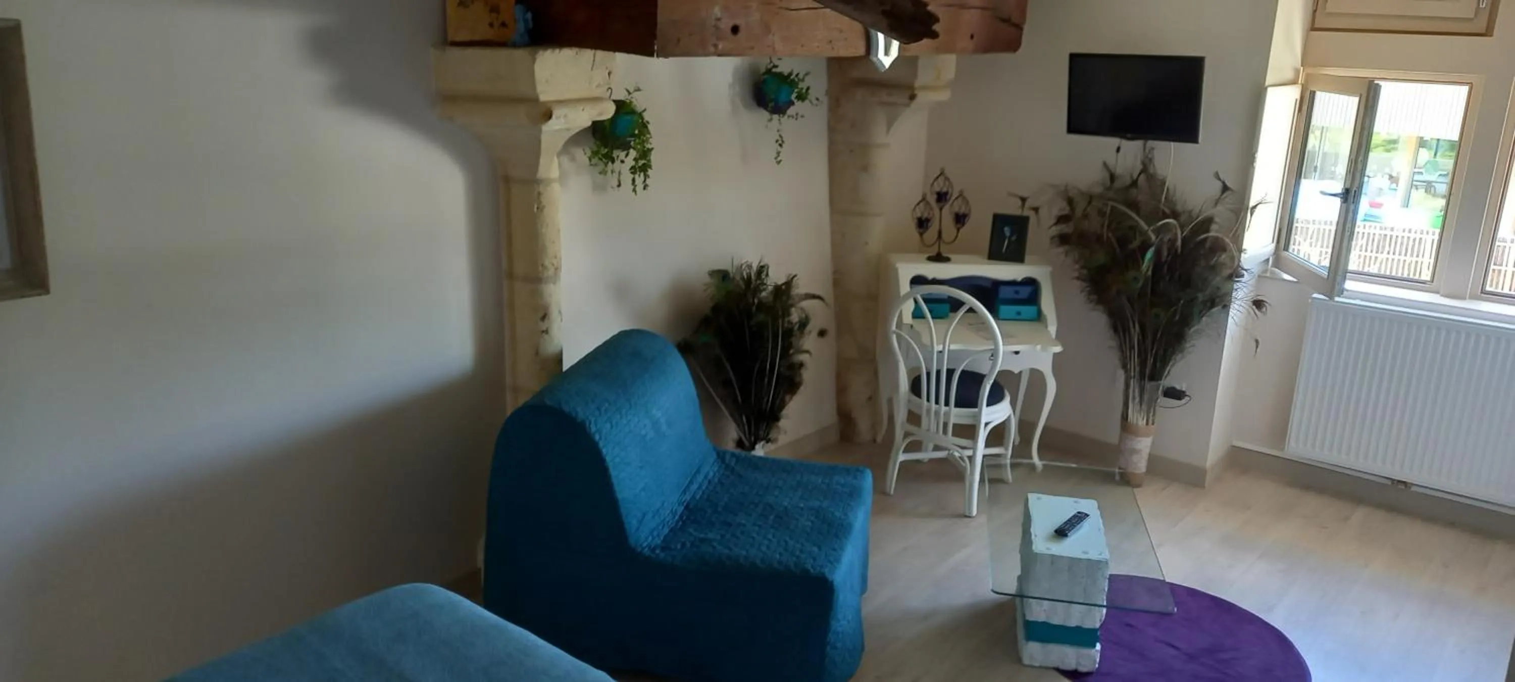 Living room in Aux penates de Toni Beauval