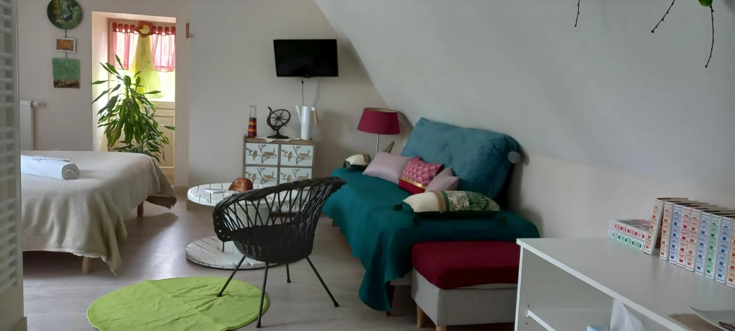 View (from property/room) in Aux penates de Toni Beauval