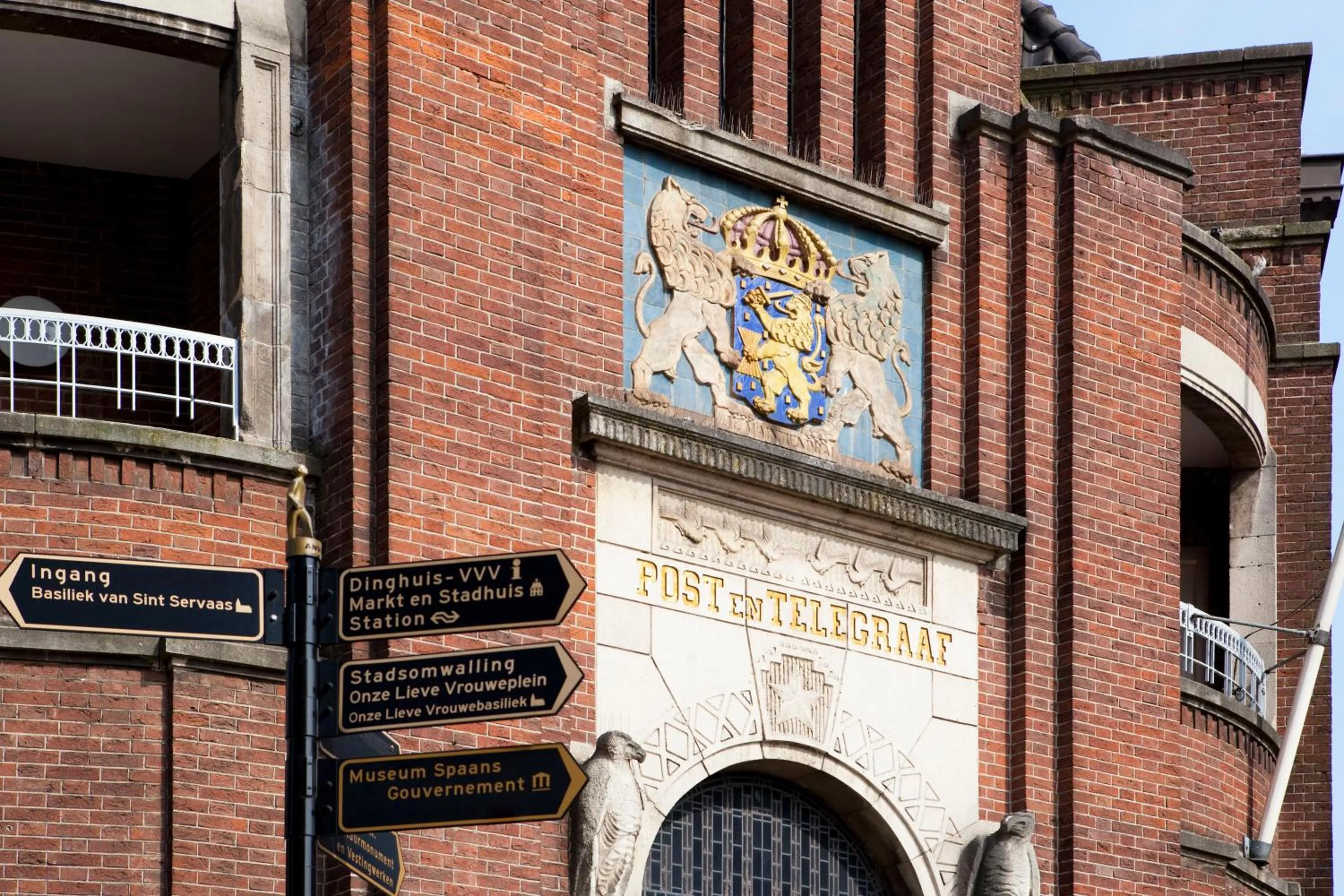 Logo/Certificate/Sign in Urban Residences Maastricht