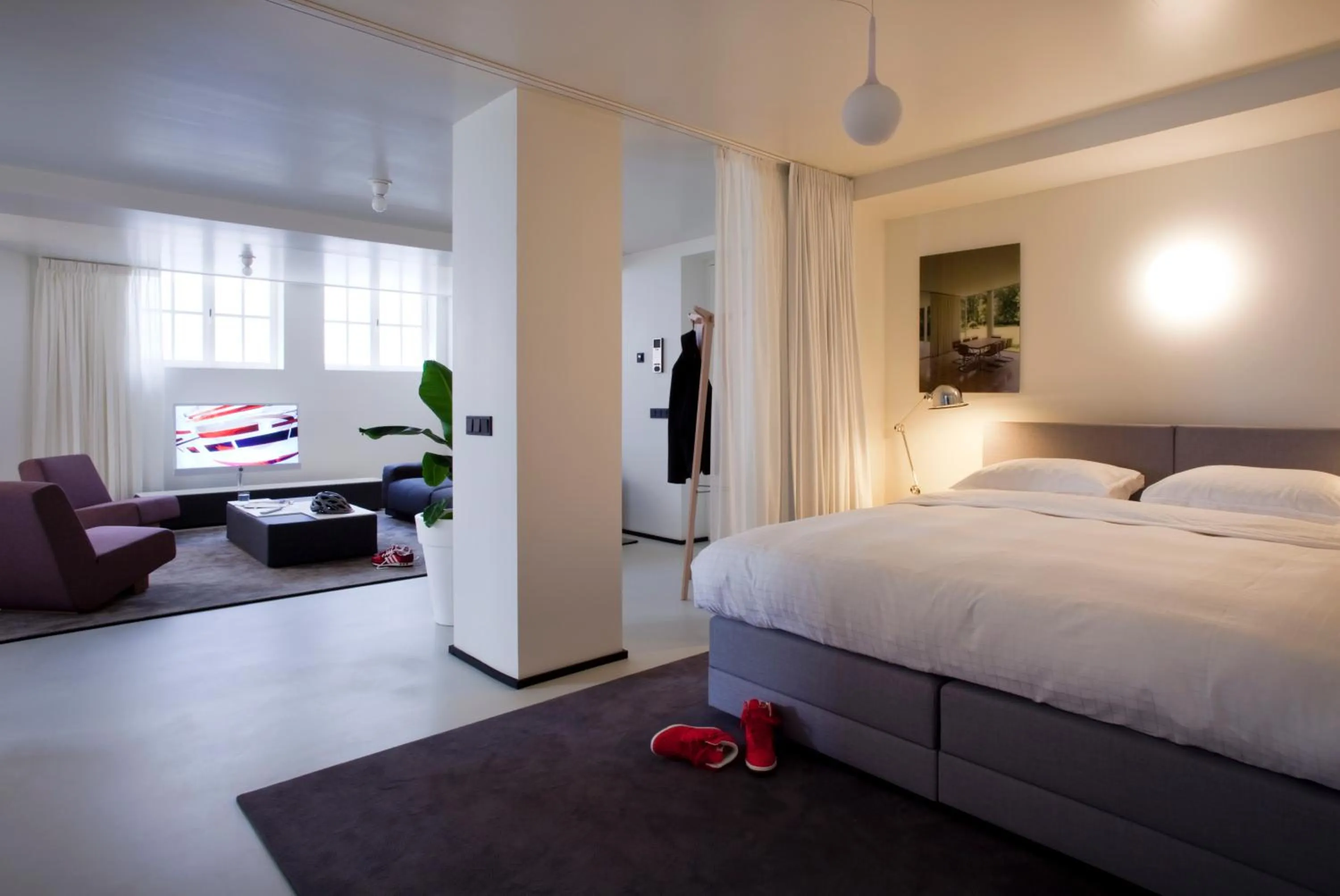 Photo of the whole room, Bed in Urban Residences Maastricht