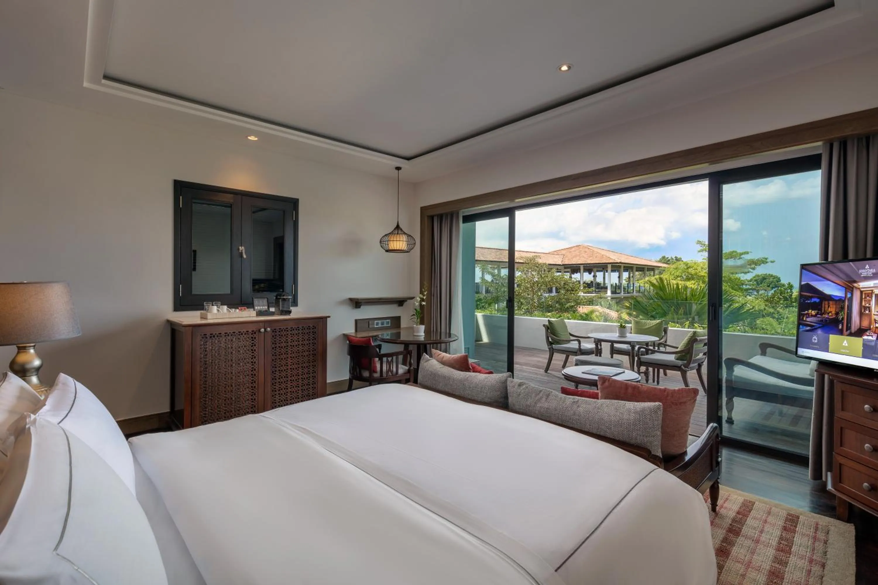 Bed in Anantara Desaru Coast Resort & Villas