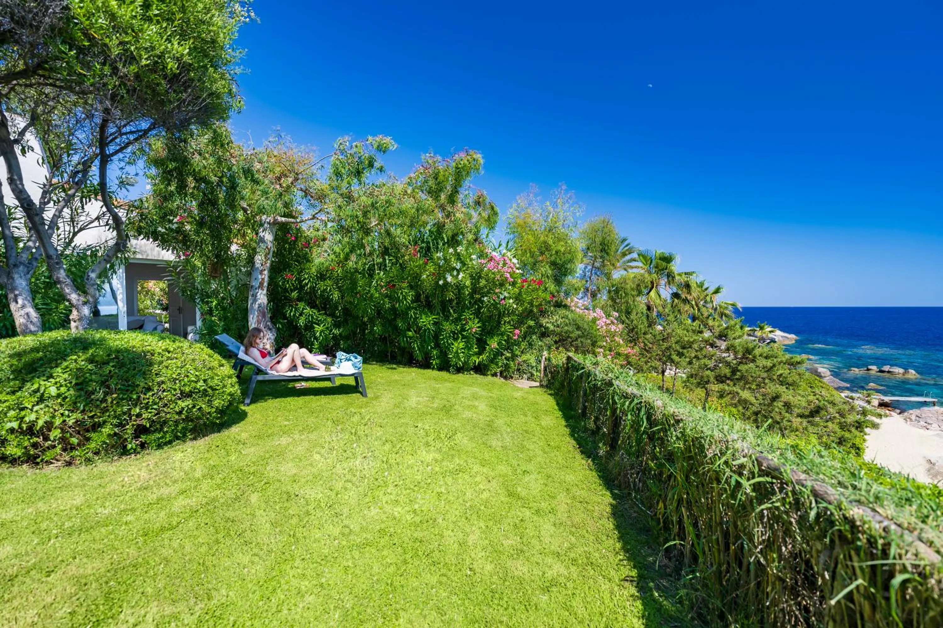 Garden in Arbatax Park Resort - Suites Del Mare