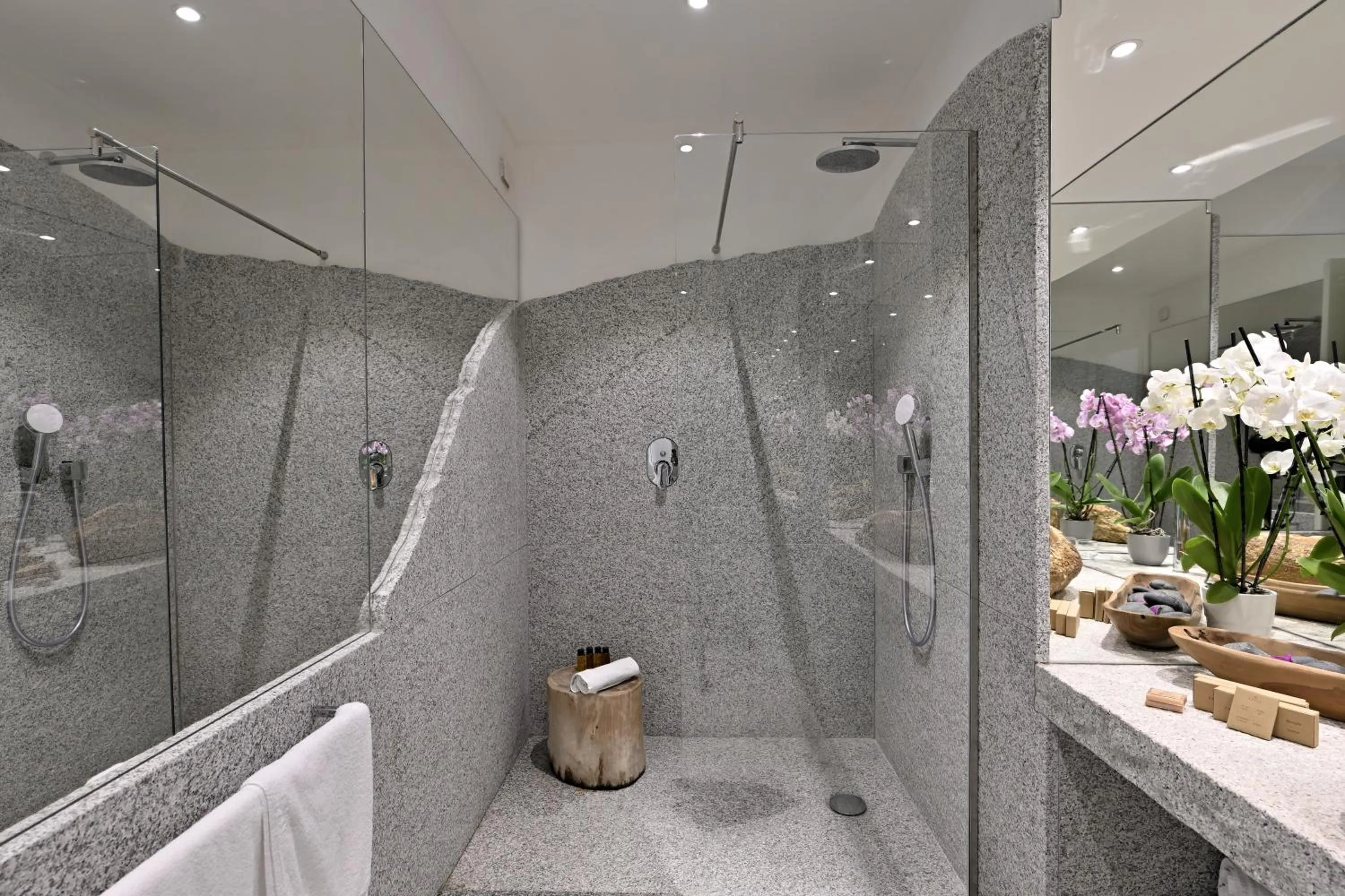 Bathroom in Arbatax Park Resort - Suites Del Mare