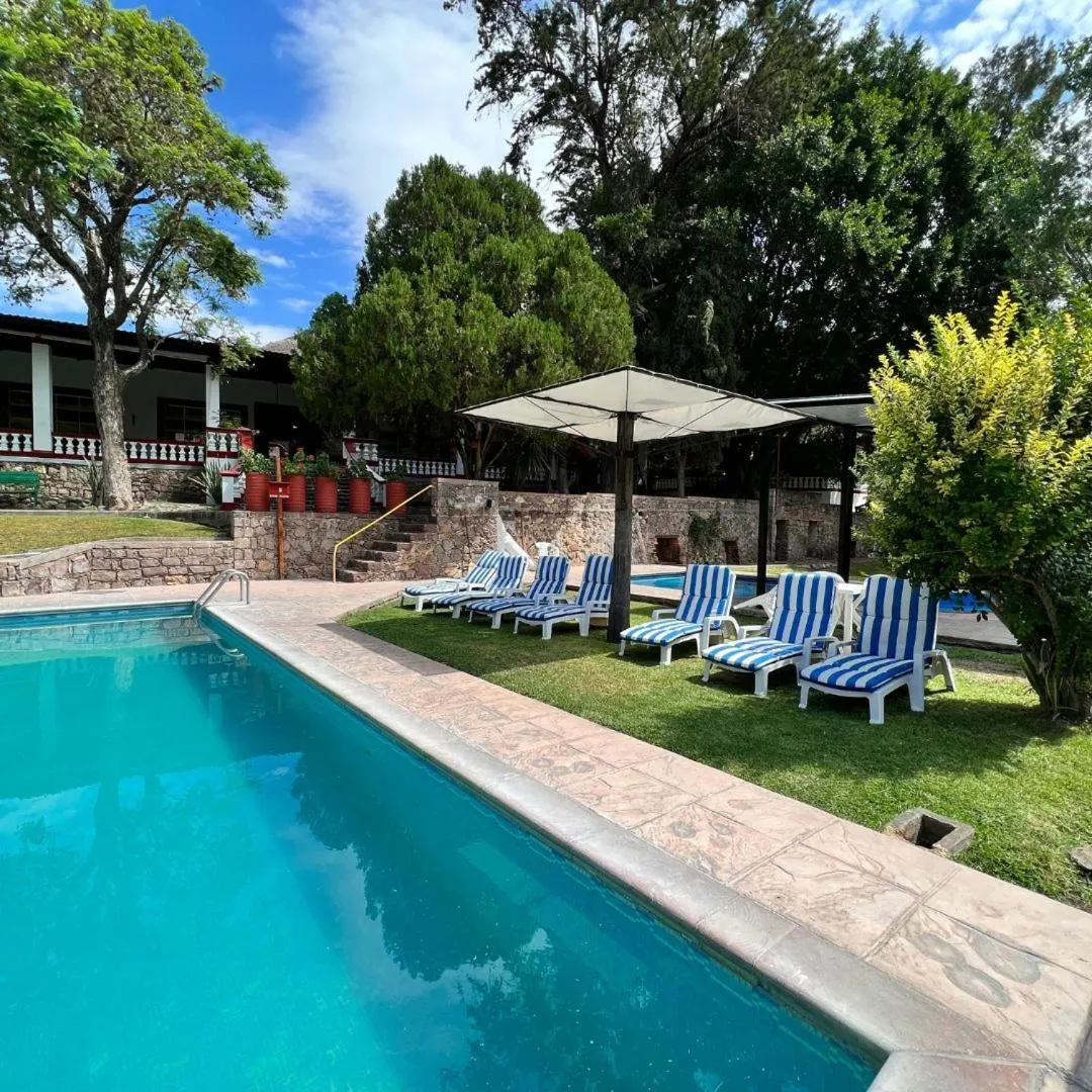 Swimming pool in Lourdes Hotel Campestre
