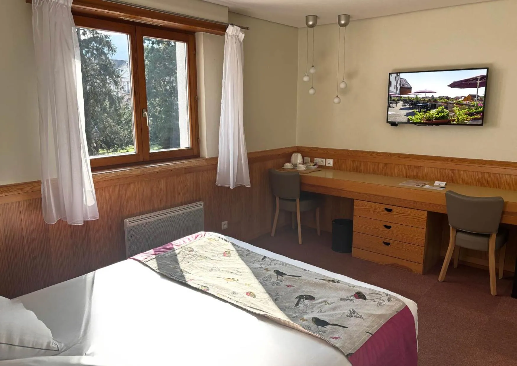 Bed in Best Western Plus Hotel & SPA Le Schoenenbourg