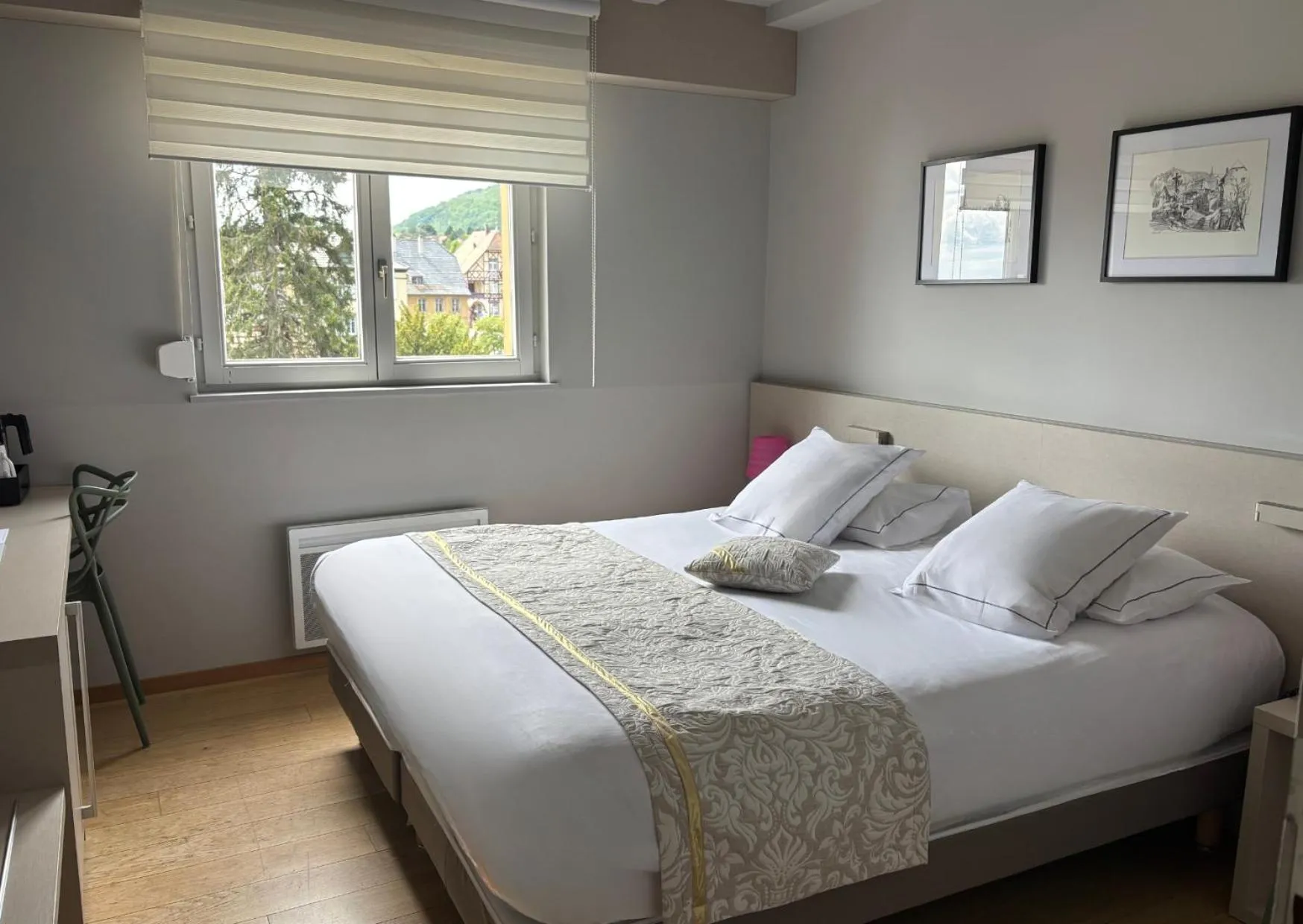 Bed in Best Western Plus Hotel & SPA Le Schoenenbourg