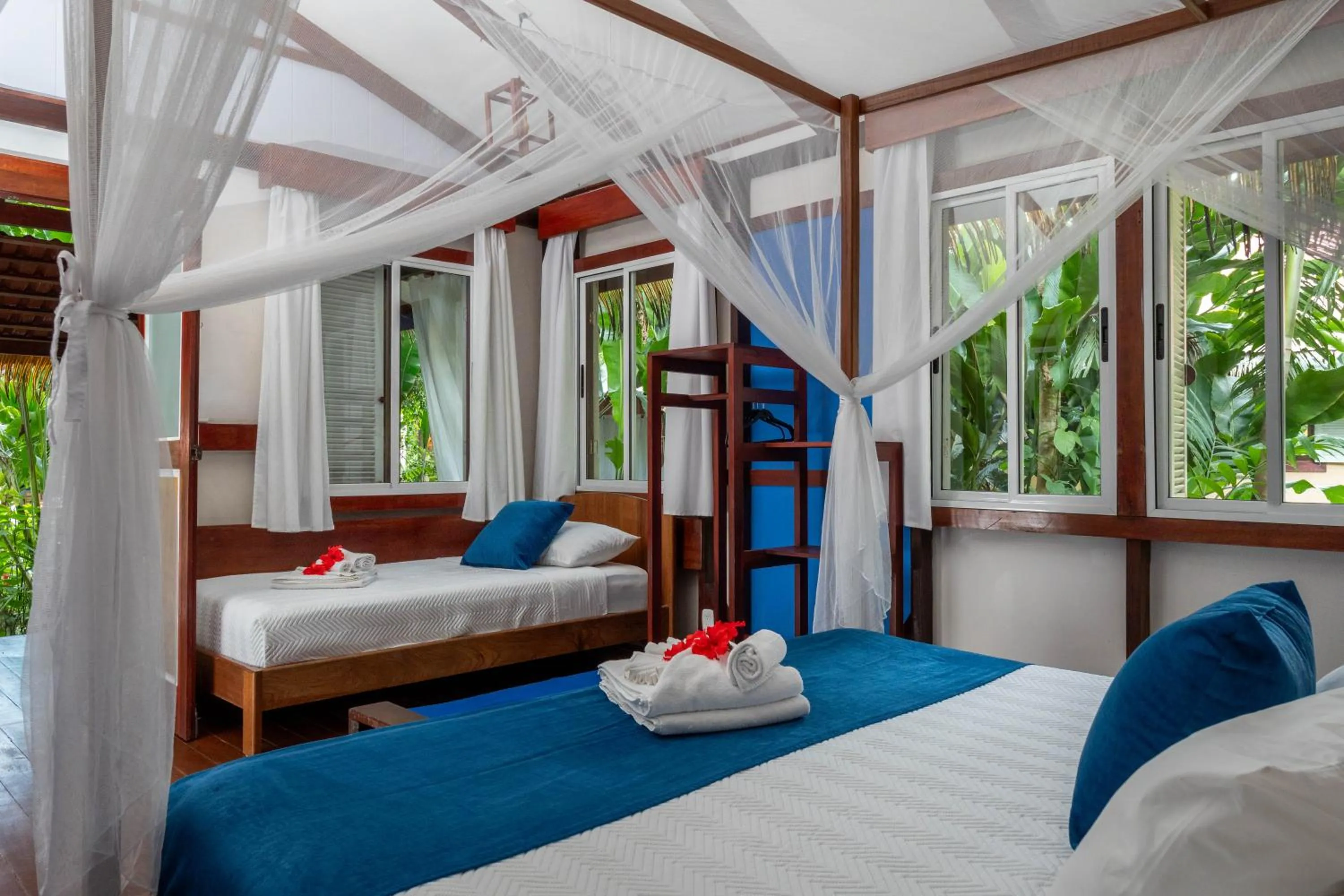 Bedroom, Bed in Namuwoki Lodge