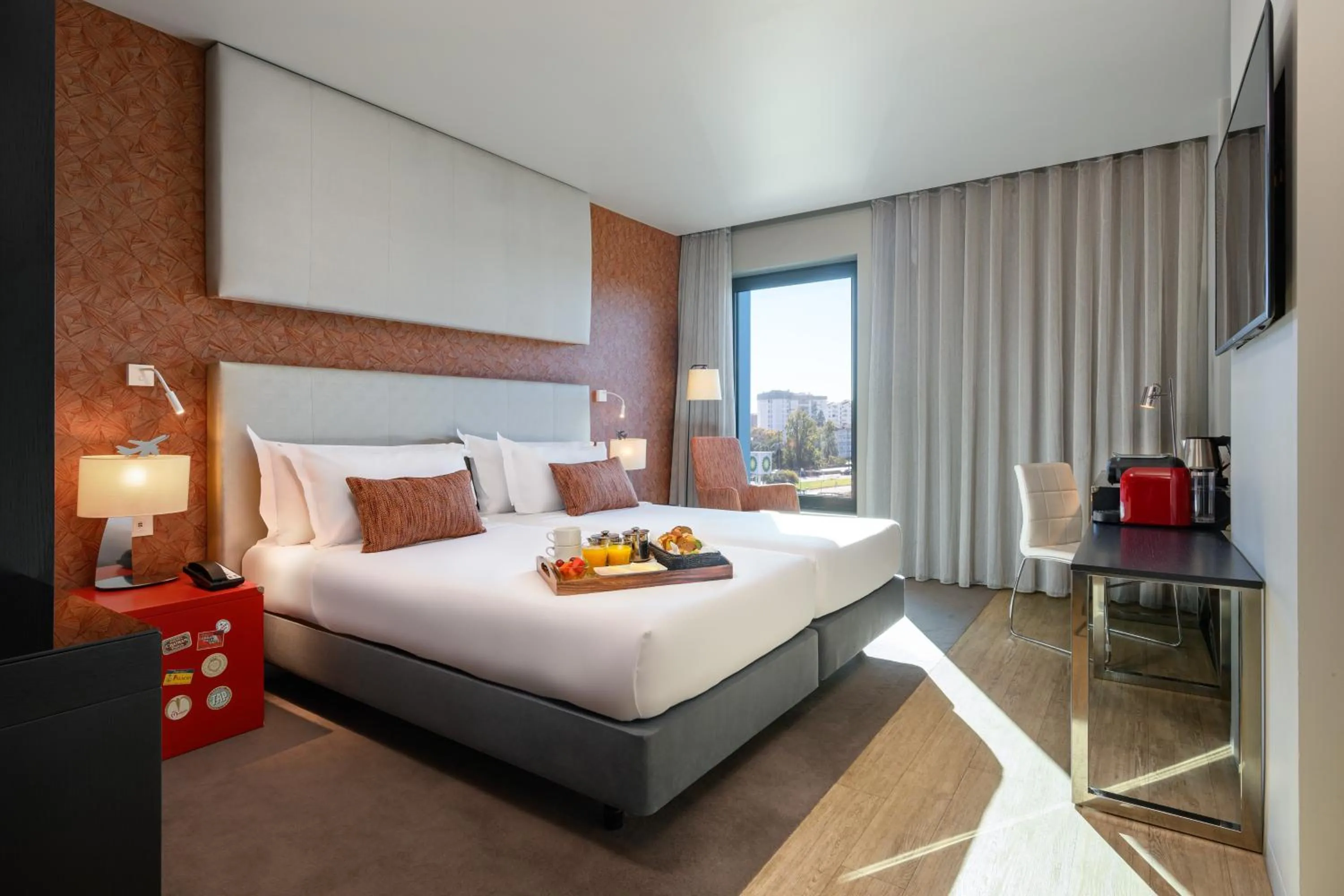 Bed in Meliá Lisboa Aeroporto