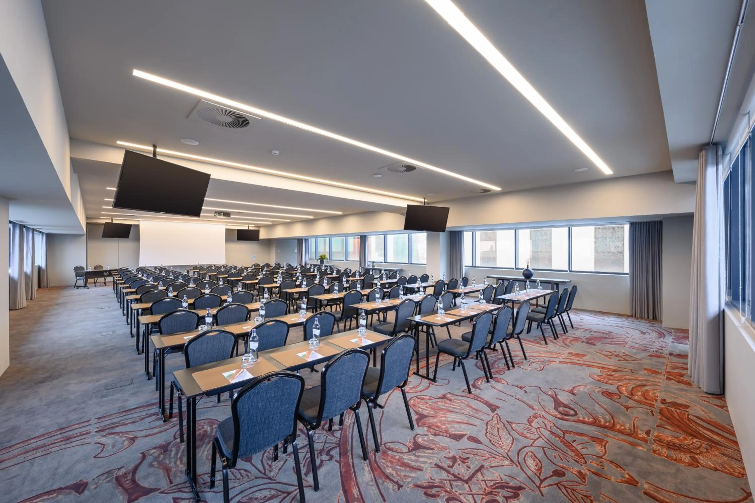 Meeting/conference room in Meliá Lisboa Aeroporto