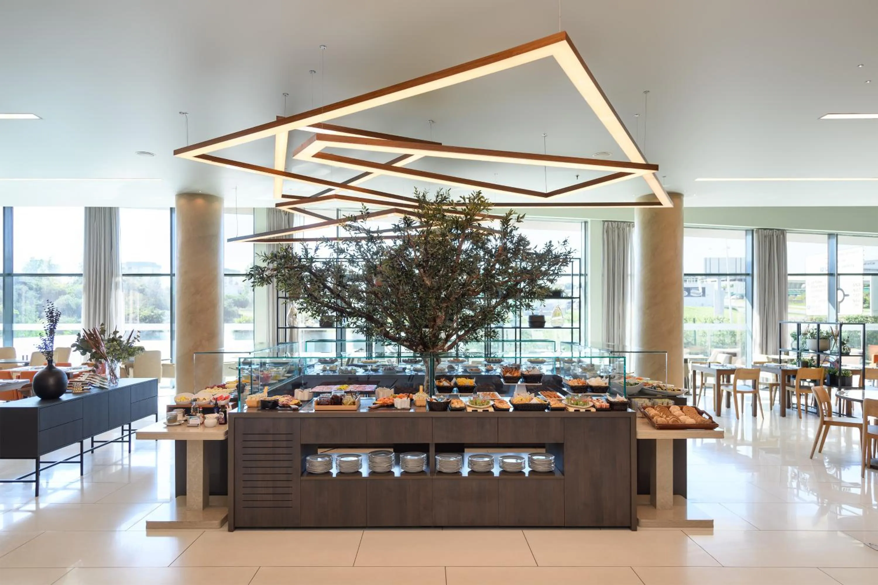 Restaurant/places to eat in Meliá Lisboa Aeroporto