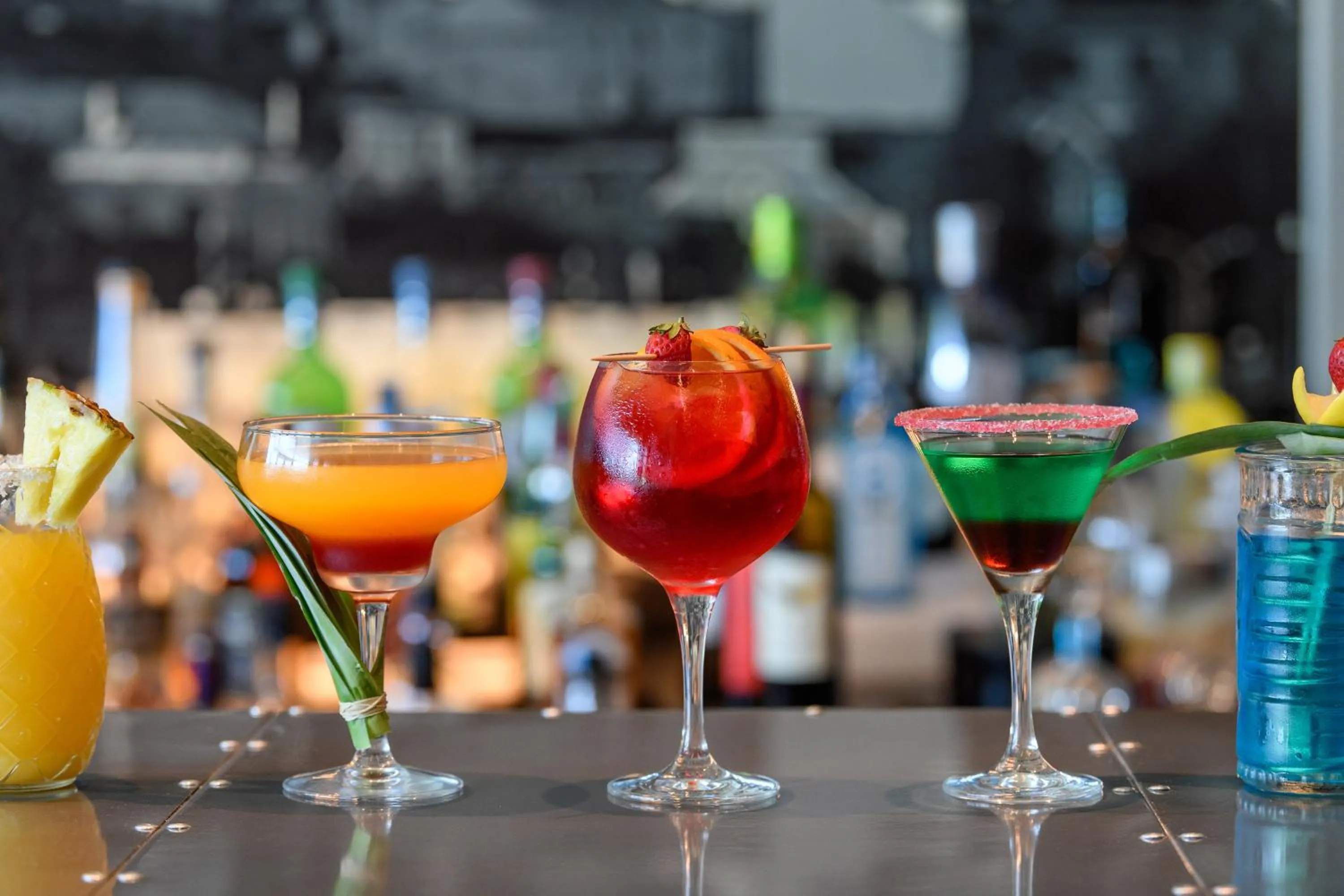 Lounge or bar in Meliá Lisboa Aeroporto